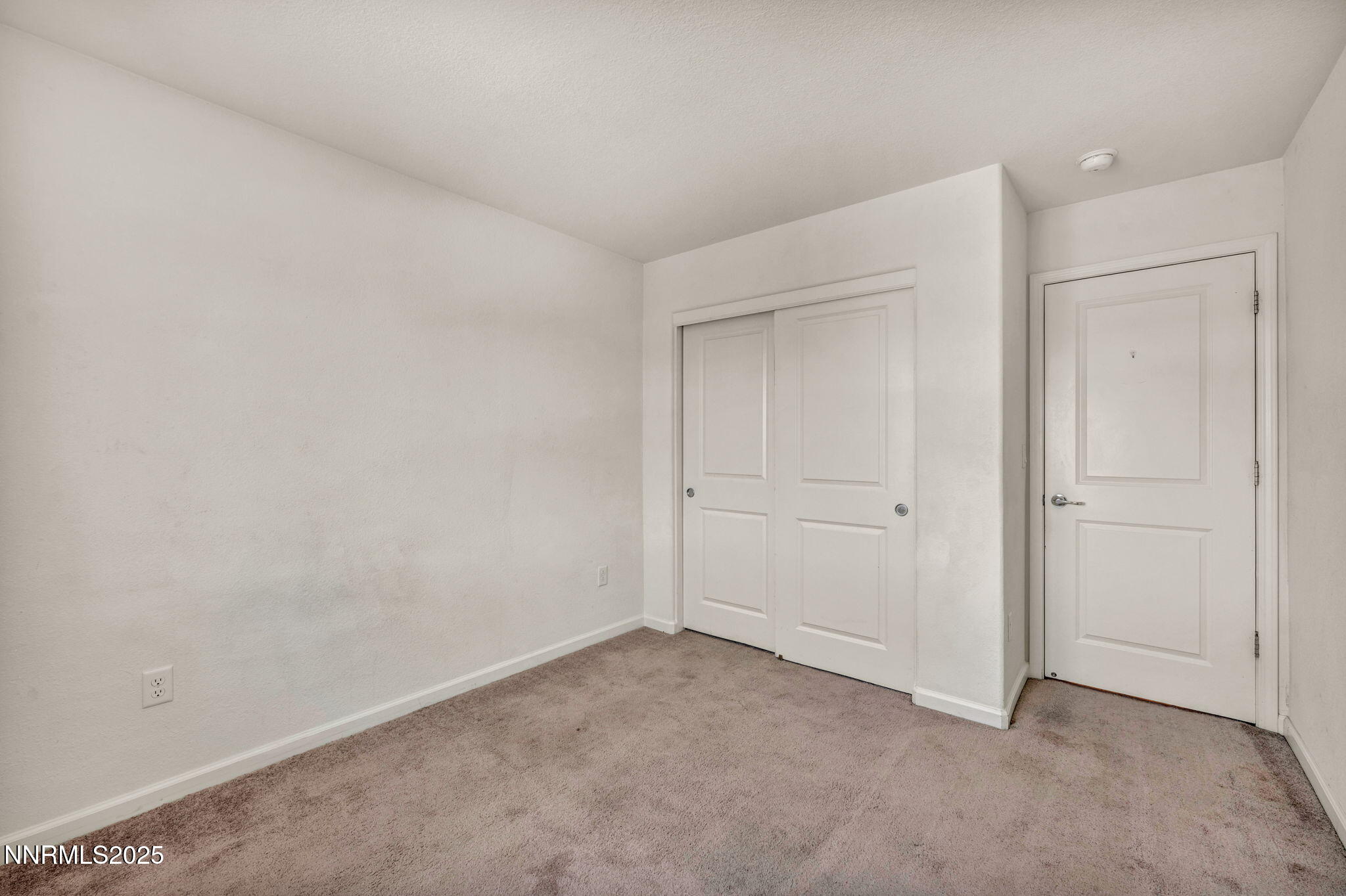 27-web-or-mls-8977-sagemoor-dr