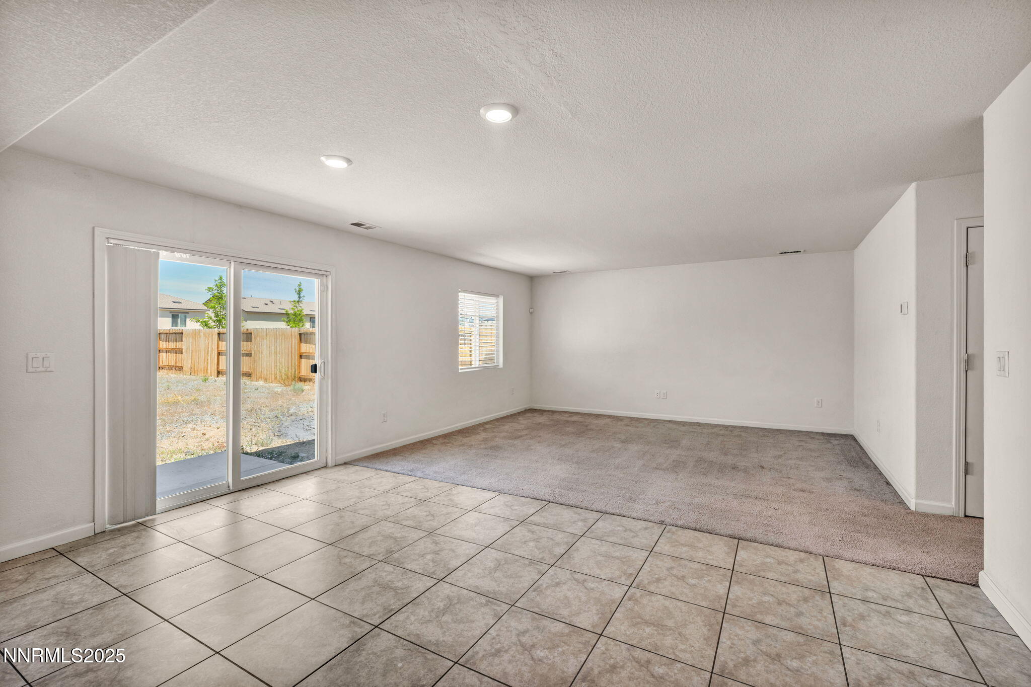 42-web-or-mls-8977-sagemoor-dr