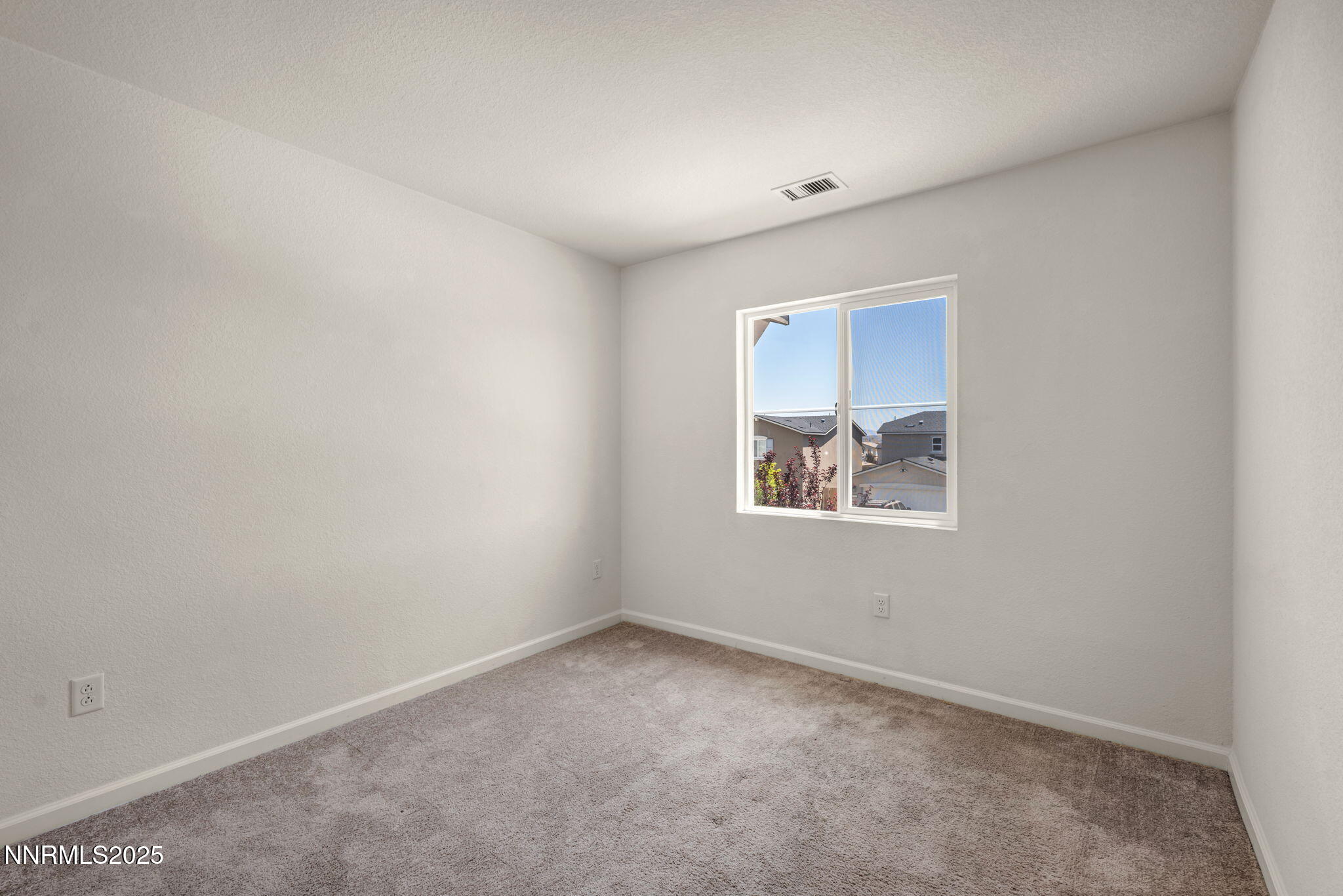 24-web-or-mls-8977-sagemoor-dr