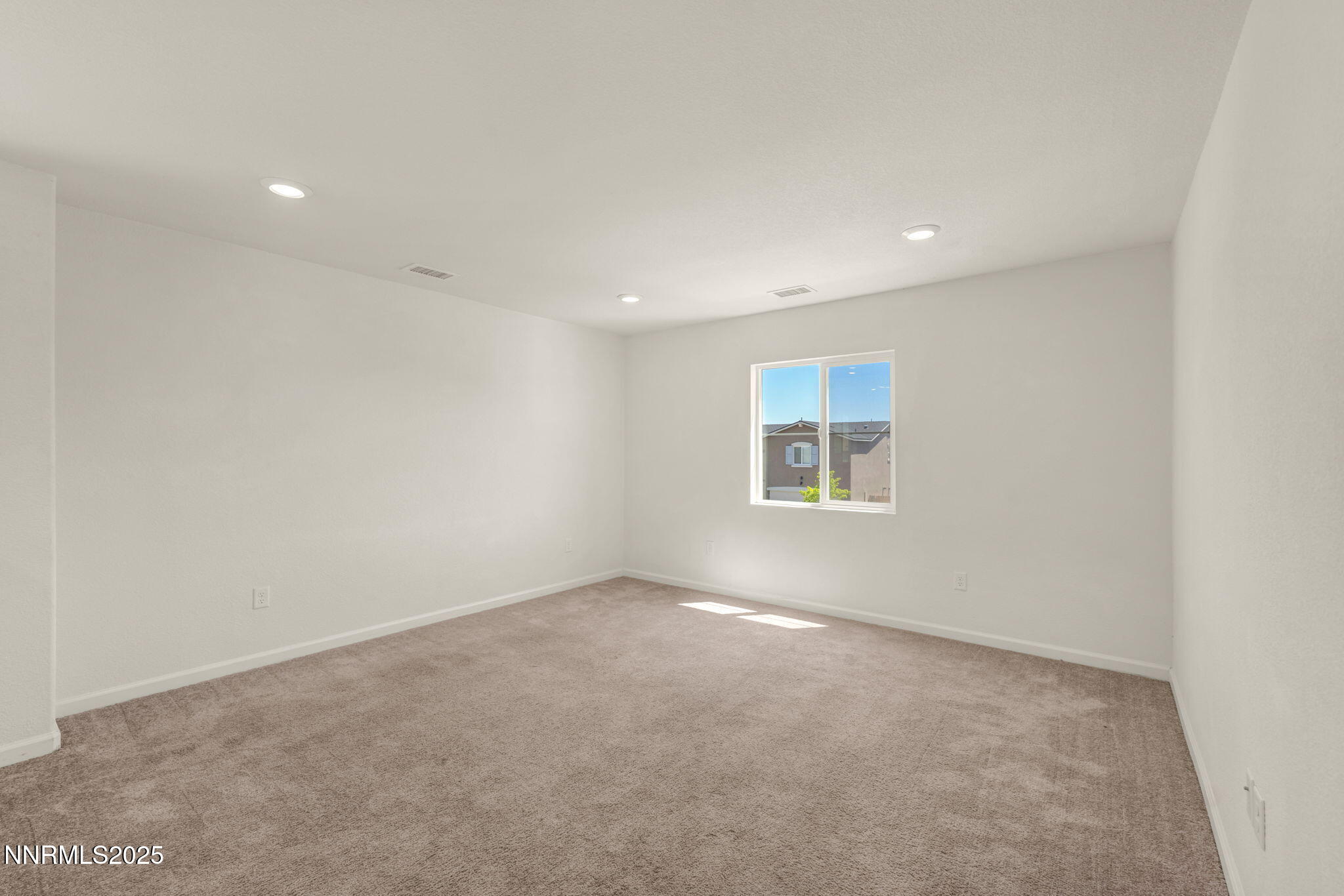 50-web-or-mls-8977-sagemoor-dr