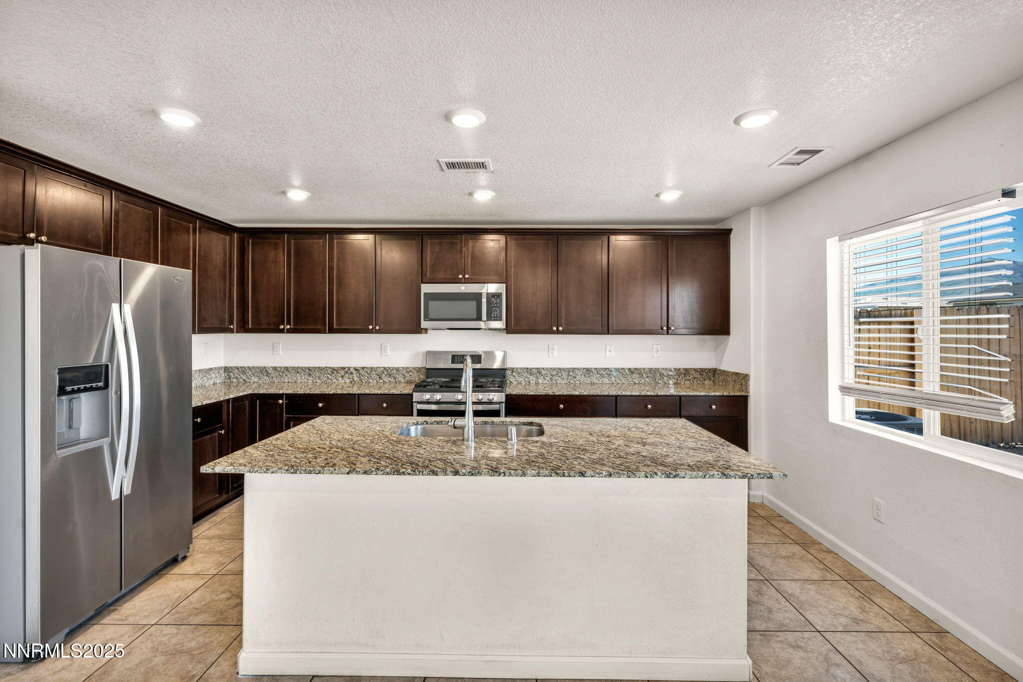 40-web-or-mls-8977-sagemoor-dr