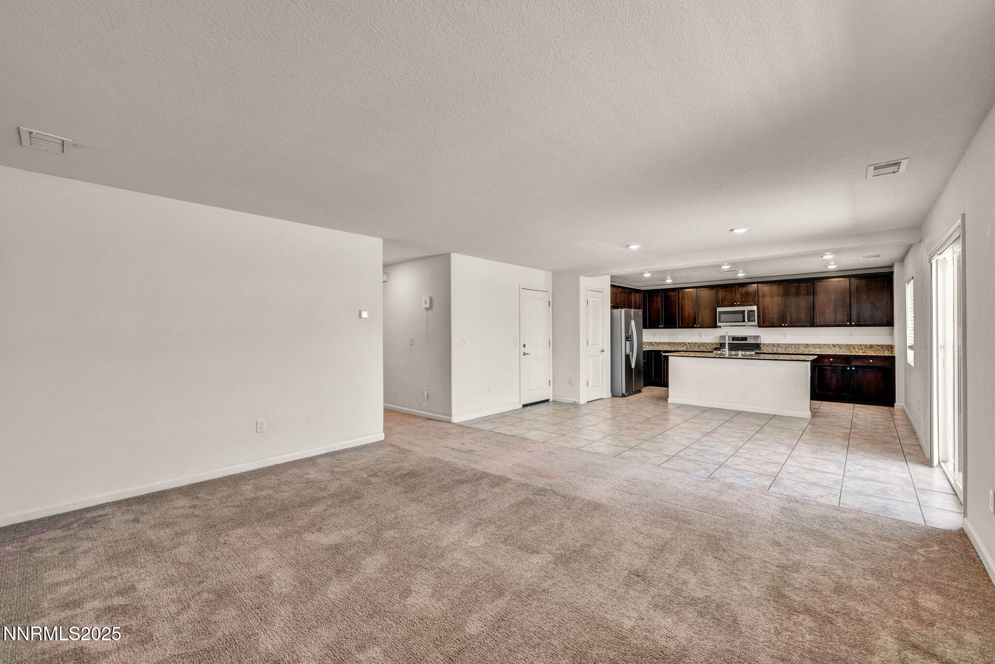 45-web-or-mls-8977-sagemoor-dr