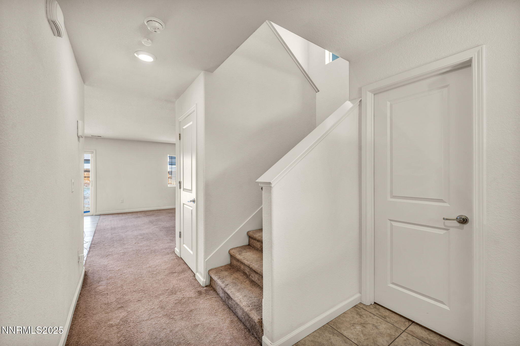 31-web-or-mls-8977-sagemoor-dr