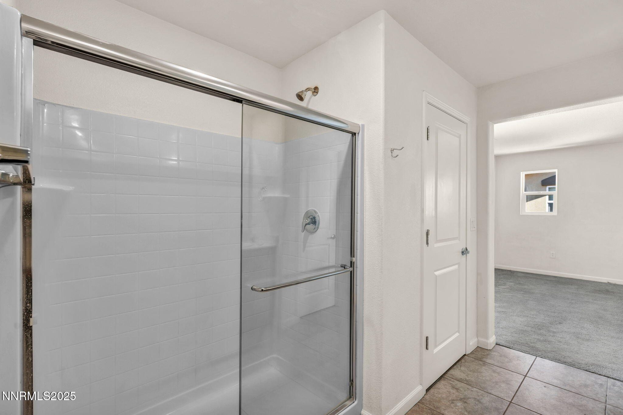 18-web-or-mls-8977-sagemoor-dr