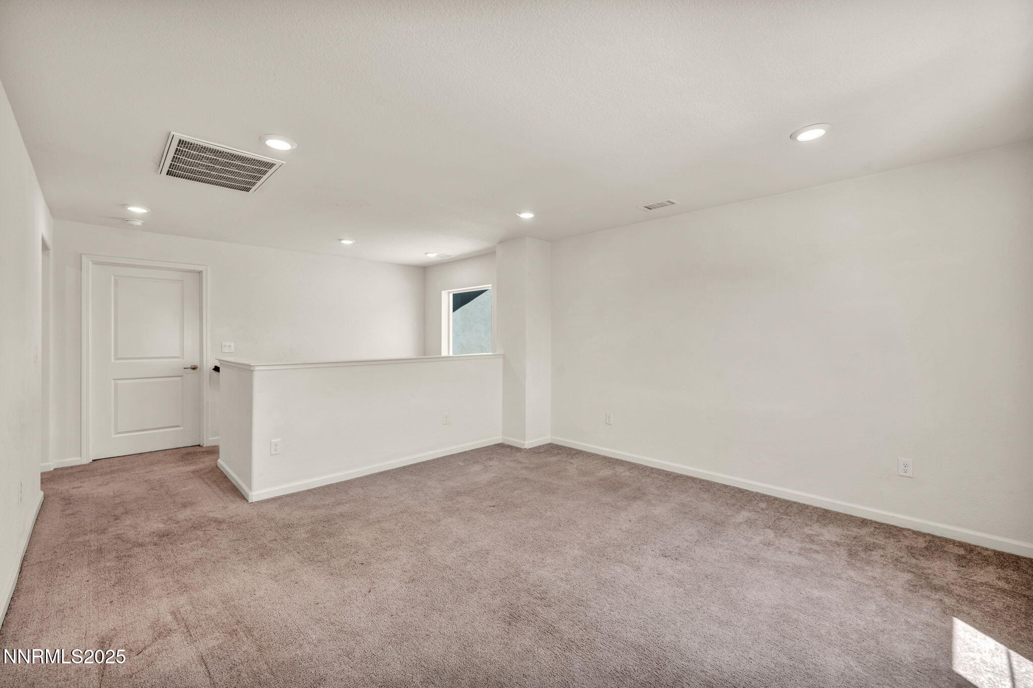 51-web-or-mls-8977-sagemoor-dr