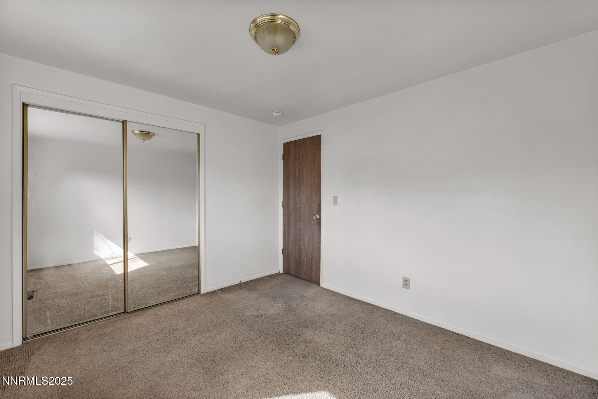 Carson City, Nevada 89701, United States, 3 Bedrooms Bedrooms, ,2 BathroomsBathrooms,Residential,Active,204006