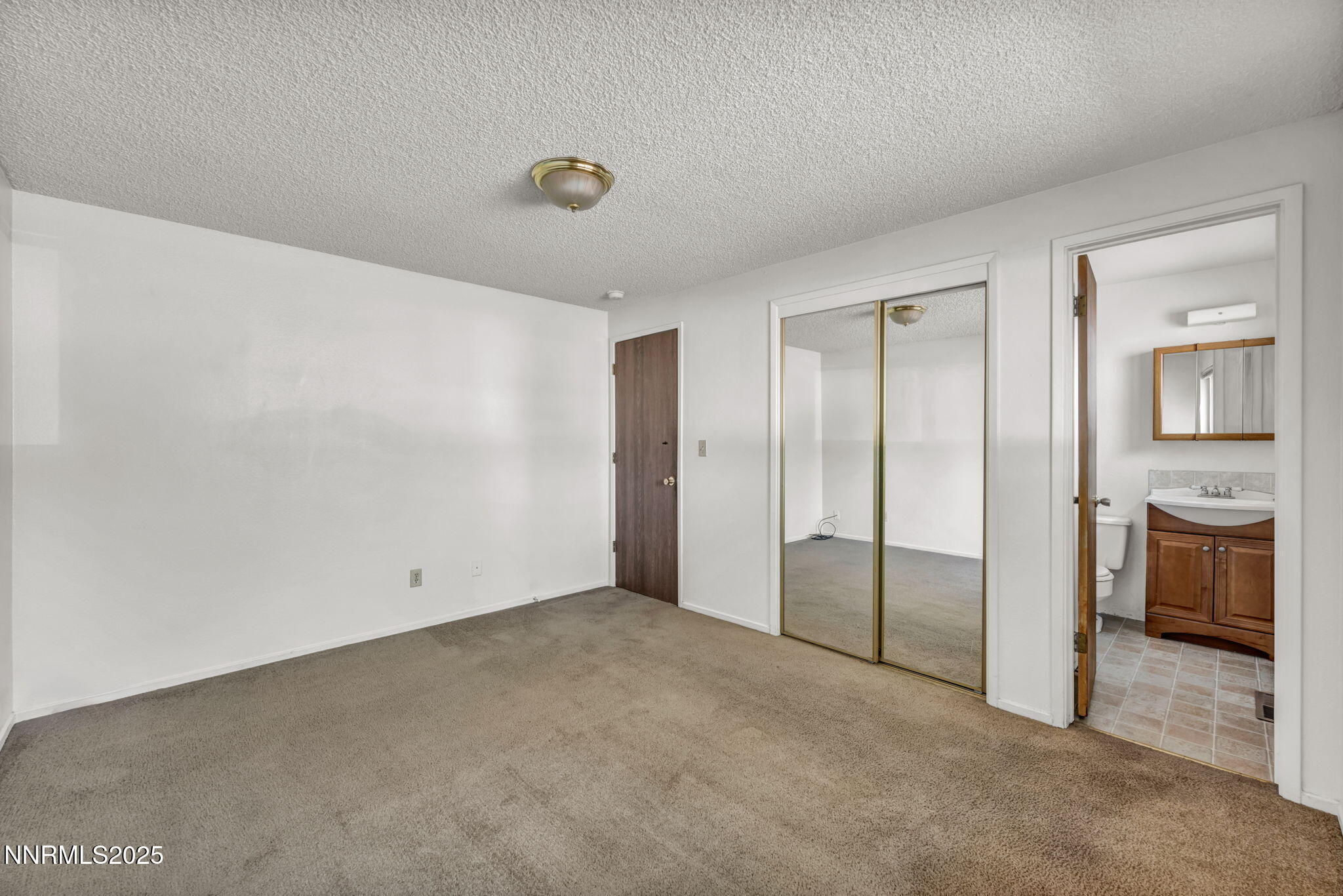 Carson City, Nevada 89701, United States, 3 Bedrooms Bedrooms, ,2 BathroomsBathrooms,Residential,Active,204006