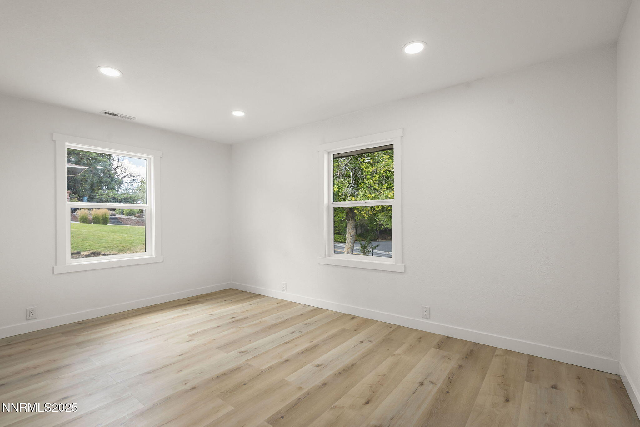 22-web-or-mls-_DSC0497