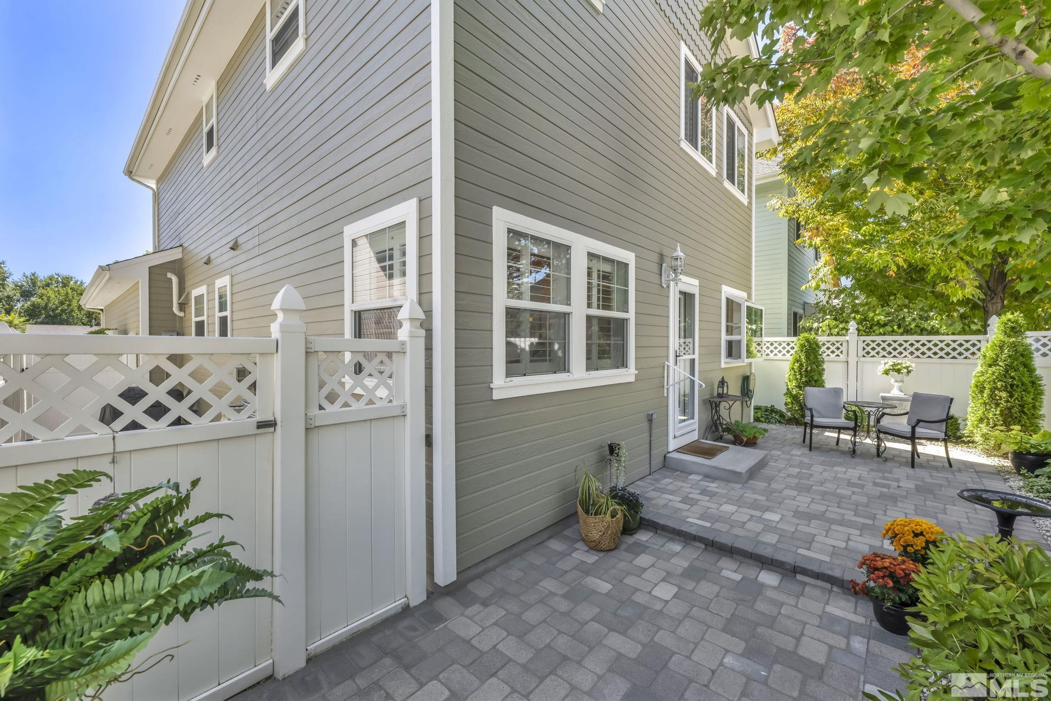 Carson City, Nevada 89701, United States, 3 Bedrooms Bedrooms, ,3 BathroomsBathrooms,Residential,Active,119808