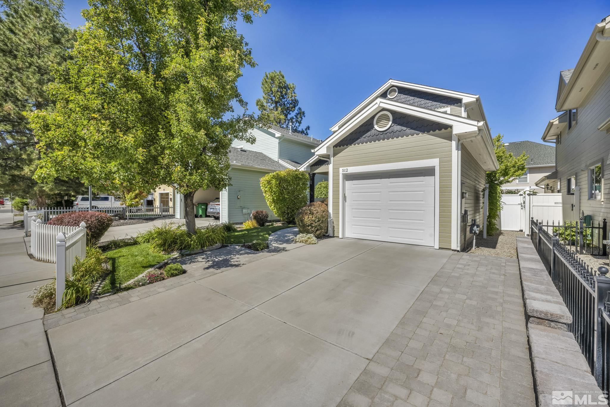 Carson City, Nevada 89701, United States, 3 Bedrooms Bedrooms, ,3 BathroomsBathrooms,Residential,Active,119808