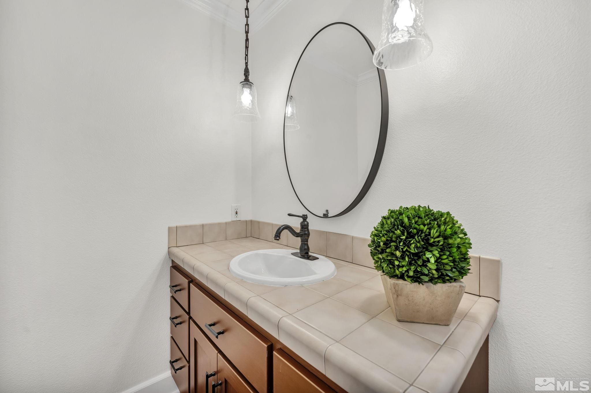 Carson City, Nevada 89701, United States, 3 Bedrooms Bedrooms, ,3 BathroomsBathrooms,Residential,Active,119808