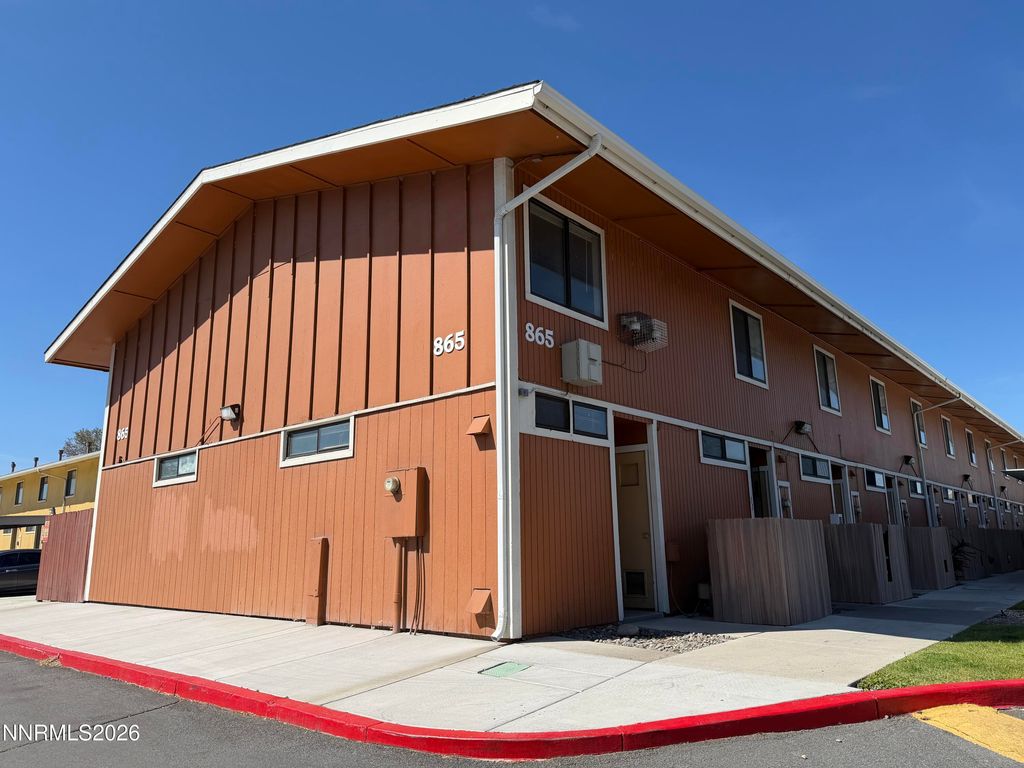 Photo of 865 Nutmeg Place #APT 11, Reno, NV 89502 (MLS # 260005409)
