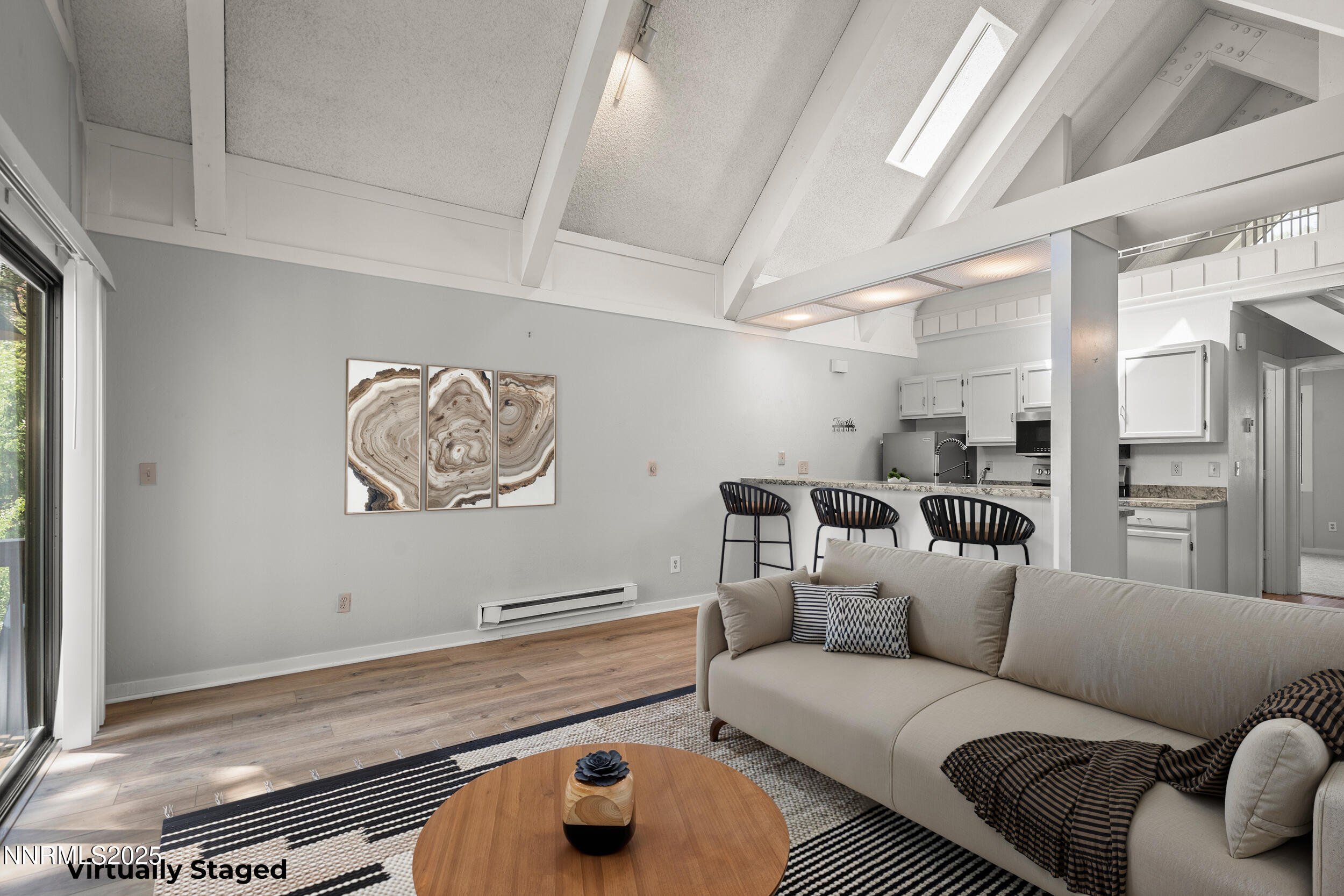 4-print-watermark_989_Tahoe_Blvd_#71_Liv