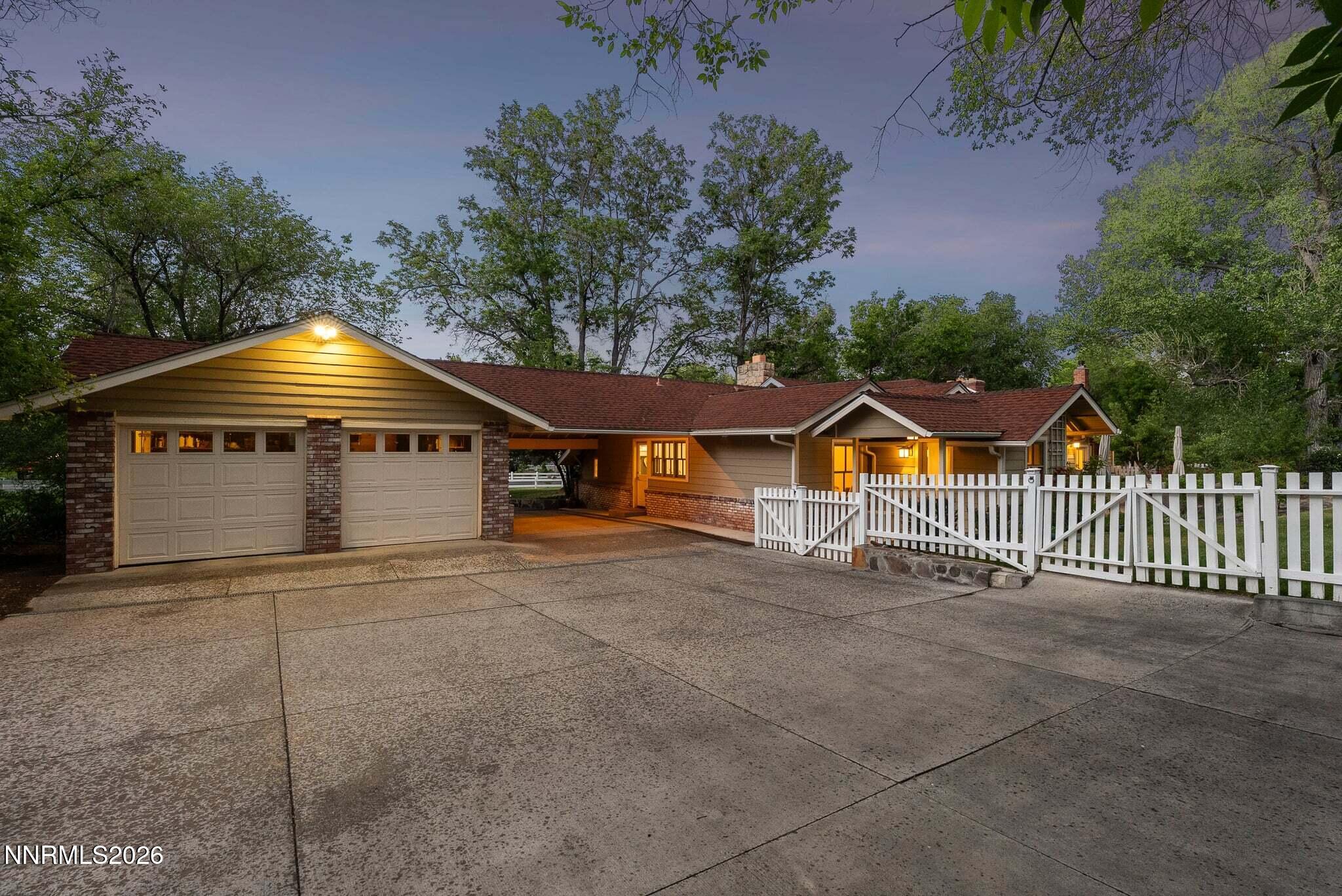 1400-Meadowview-Lane-107