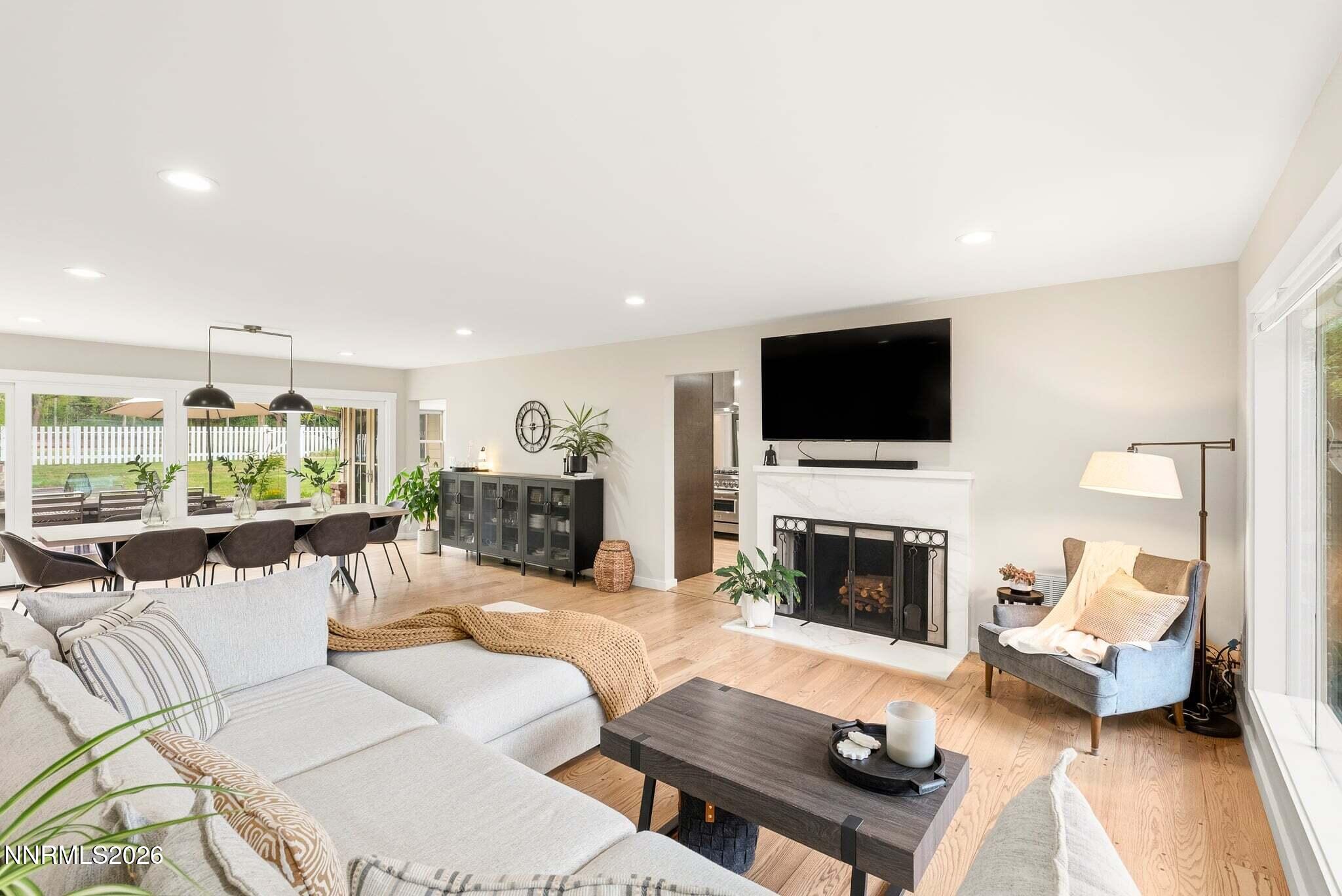 1400-Meadowview-Lane-49