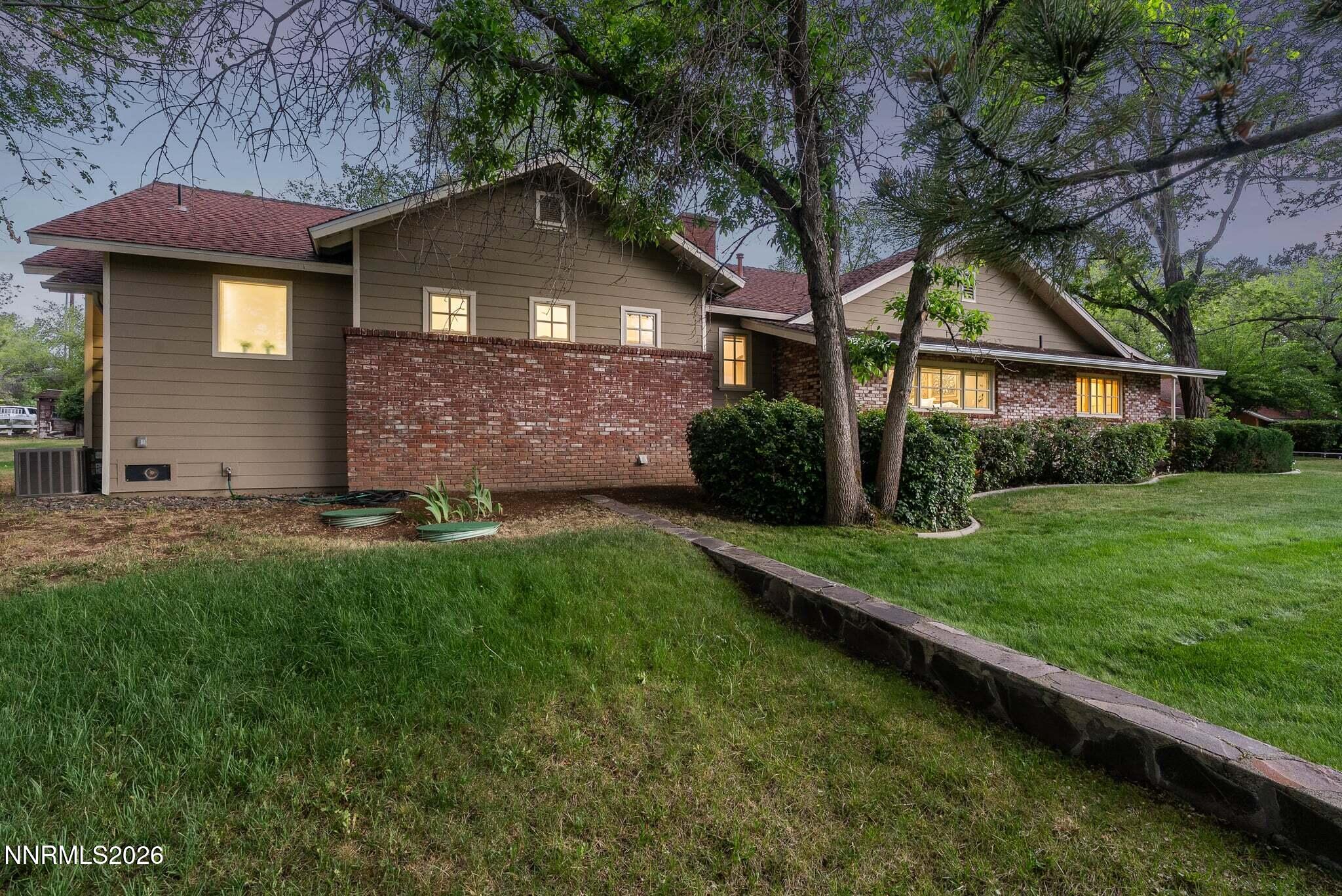 1400-Meadowview-Lane-99