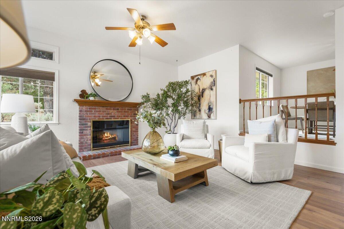 2805 W Pinenut Court