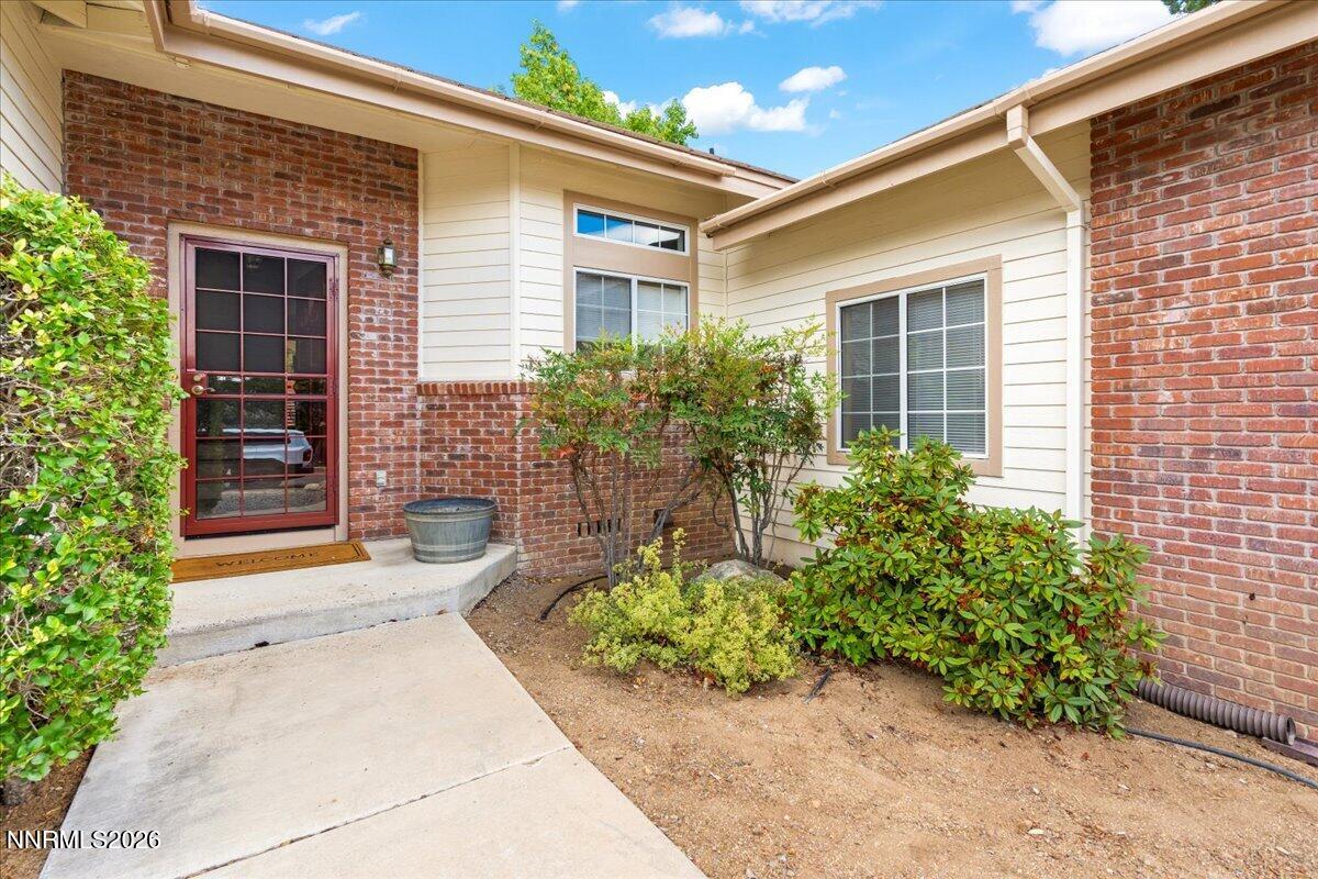 2805 W Pinenut Court
