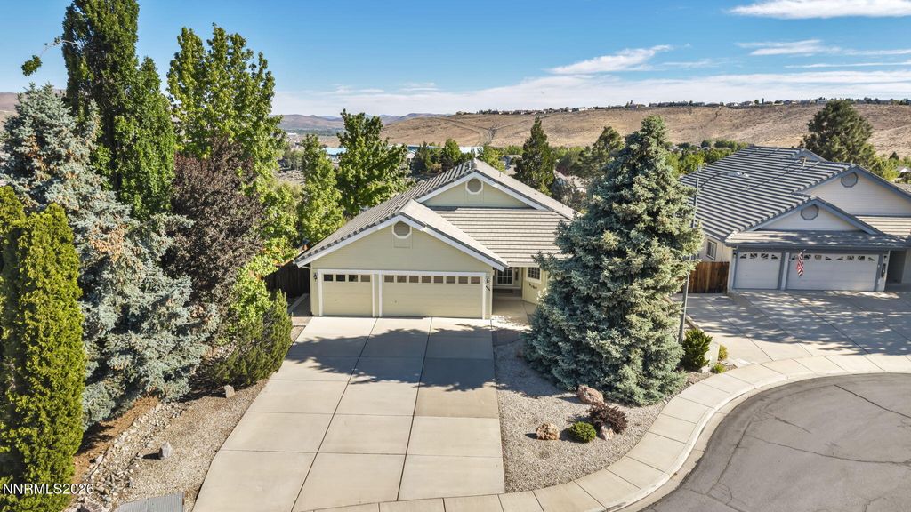 Photo of 4675 Desert Hills Drive, Sparks, NV 89436 (MLS # 260006346)