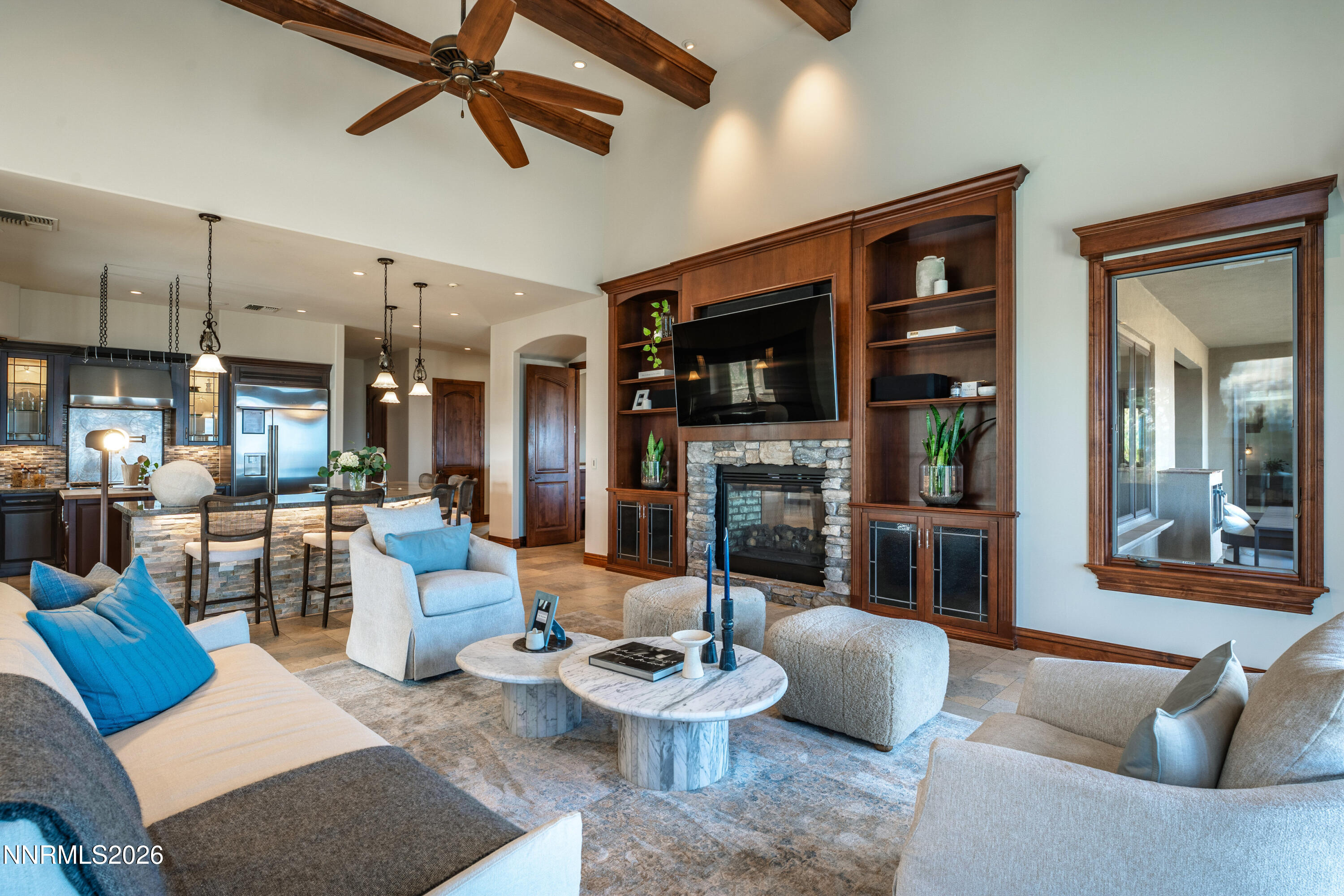 025_044_12360_high_vista-44_638_916