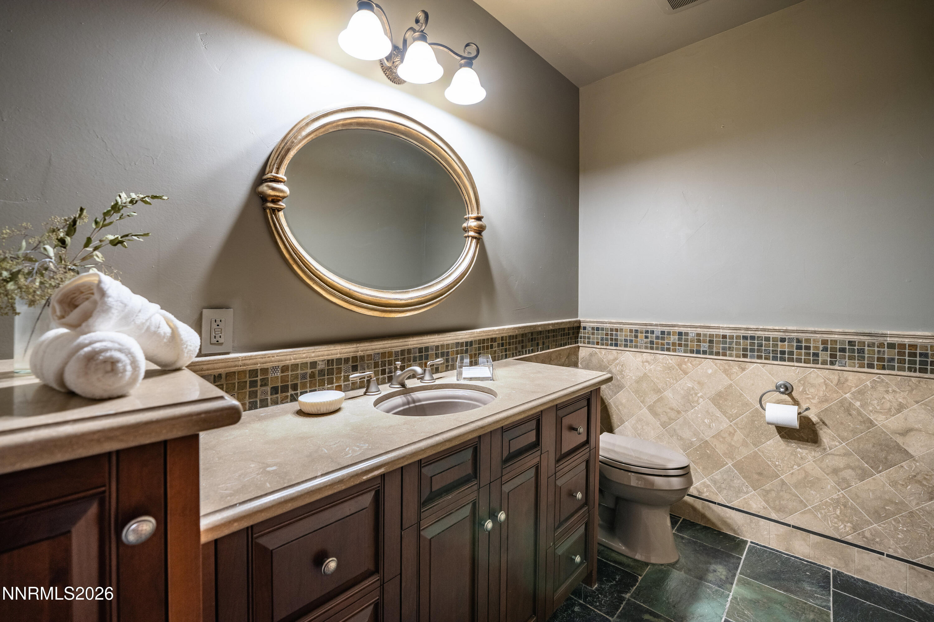 112_107_12360_high_vista-107_257_697