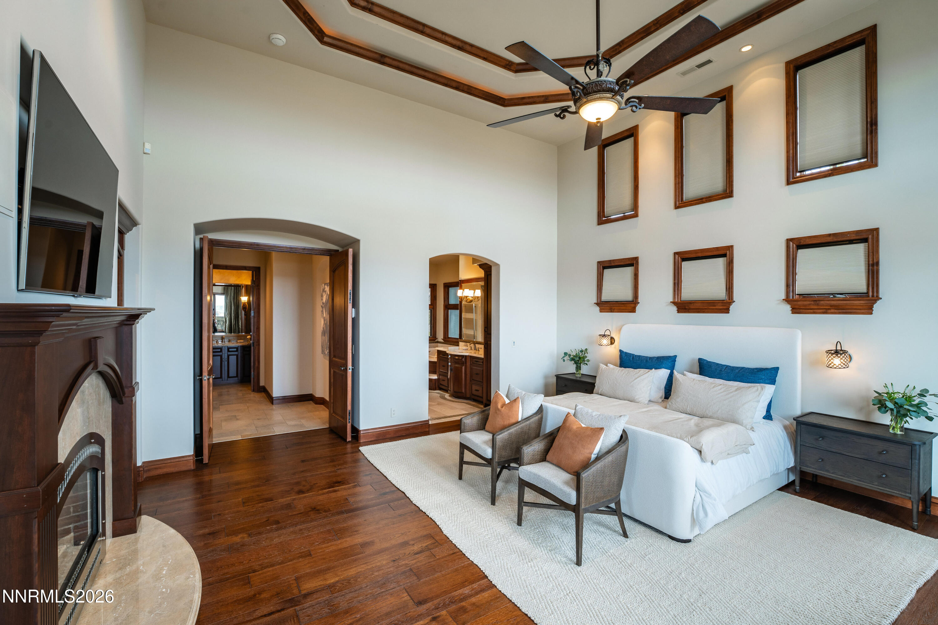 011_027_12360_high_vista-27_82_437