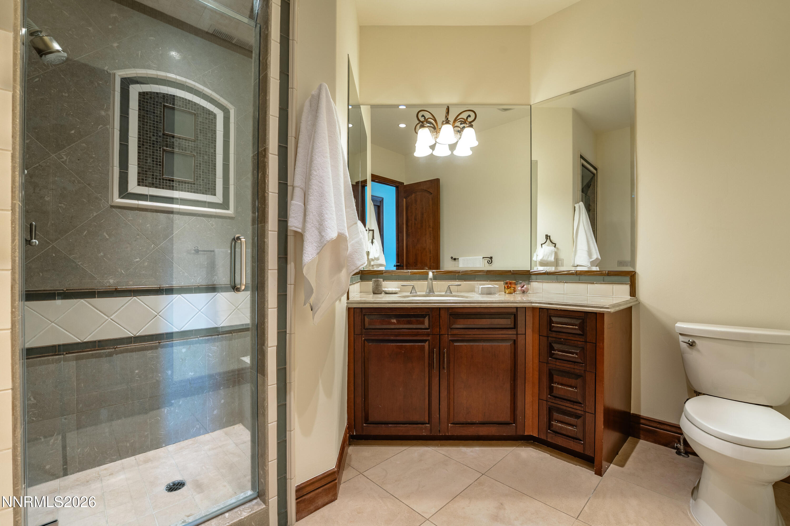 037_066_12360_high_vista-66_342_833