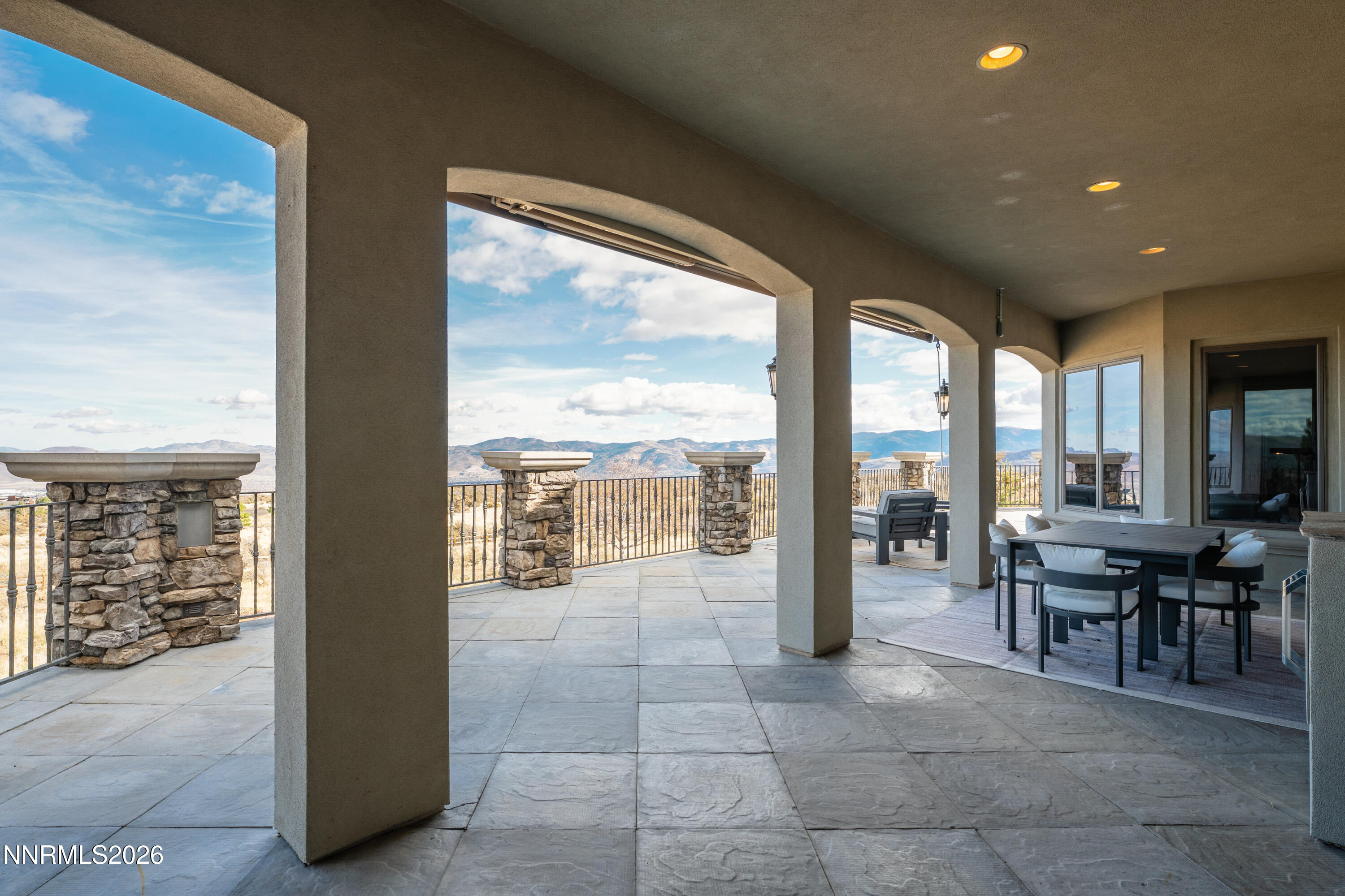 013_062_12360_high_vista-62_341_599