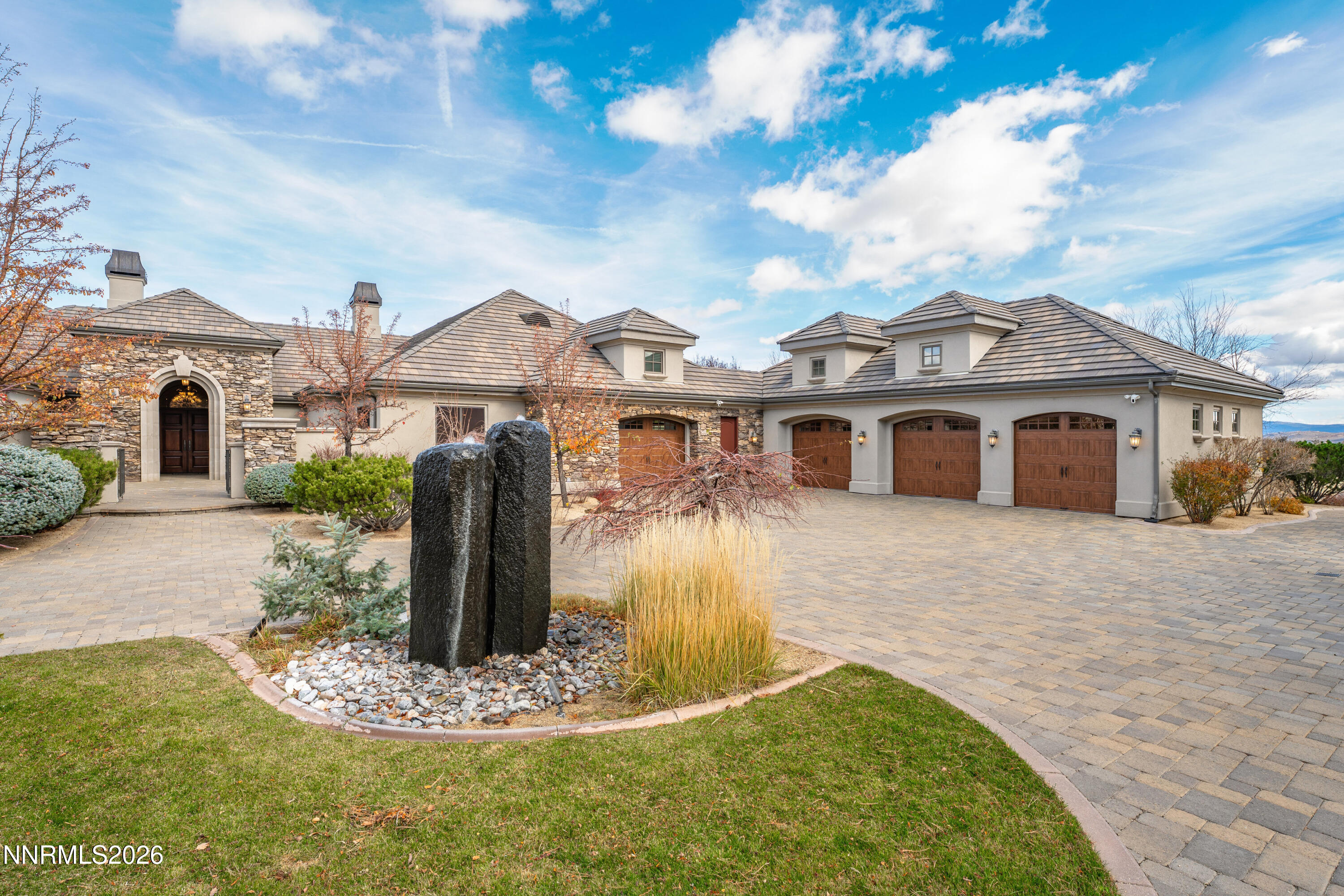 003_076_12360_high_vista-76_969_572