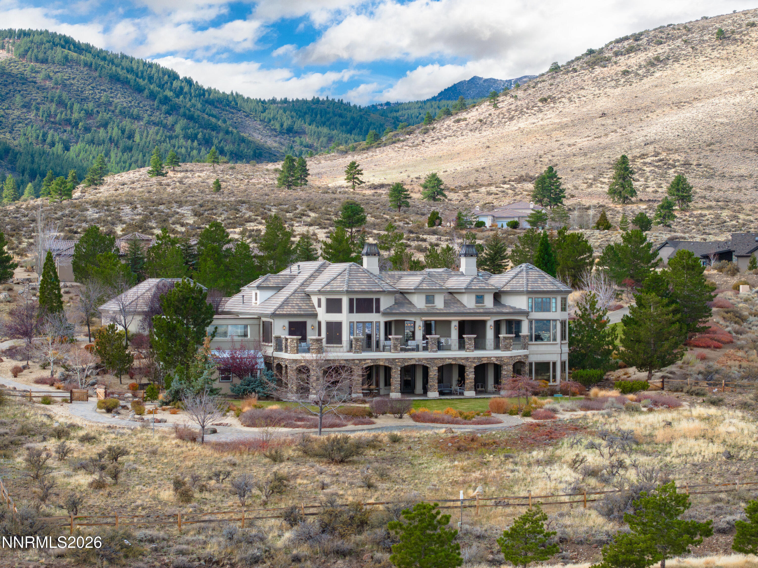 061_010_12360_high_vista-10_606_165