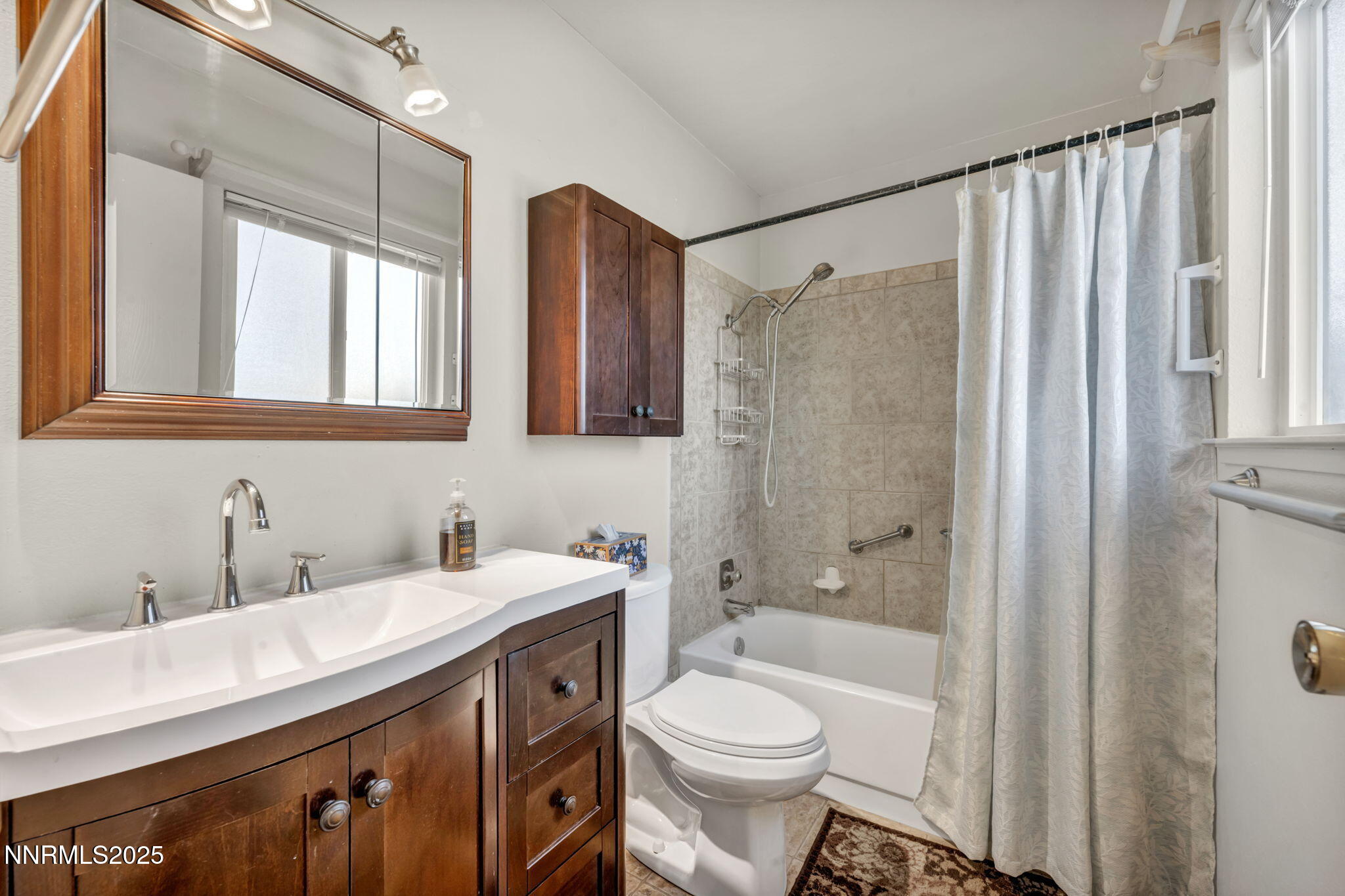 41-web-or-mls-836-e-st