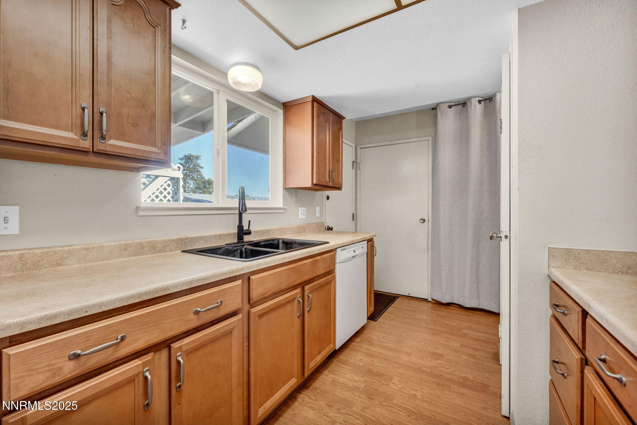 58-web-or-mls-836-e-st