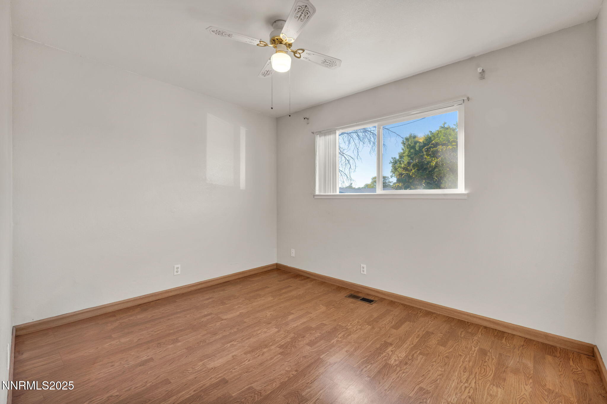 31-web-or-mls-836-e-st