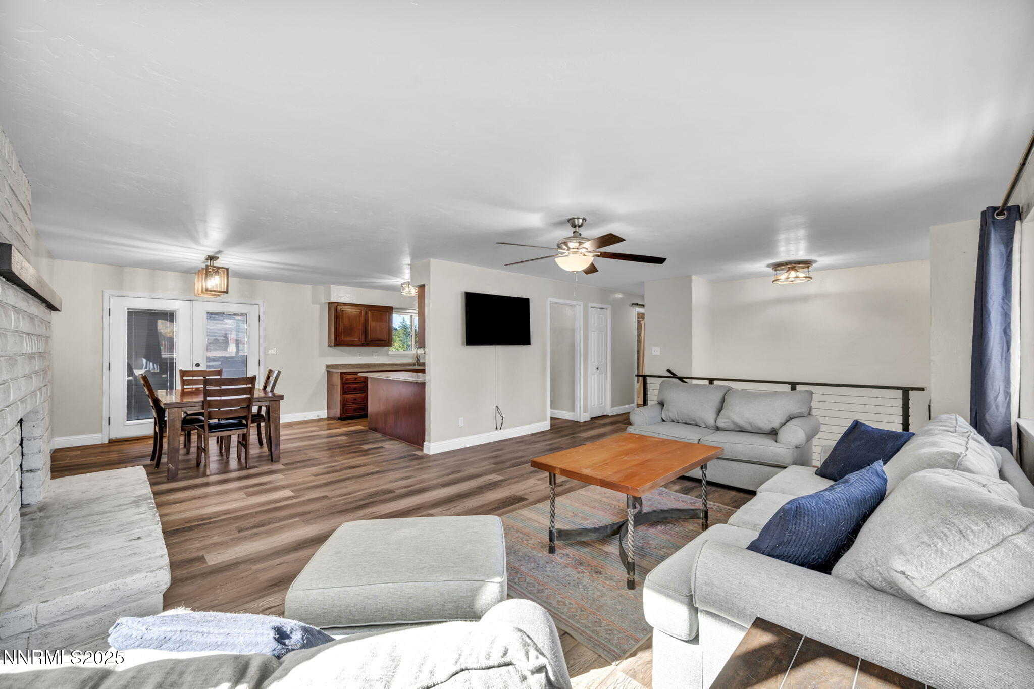 18-web-or-mls-14595-chamy-dr