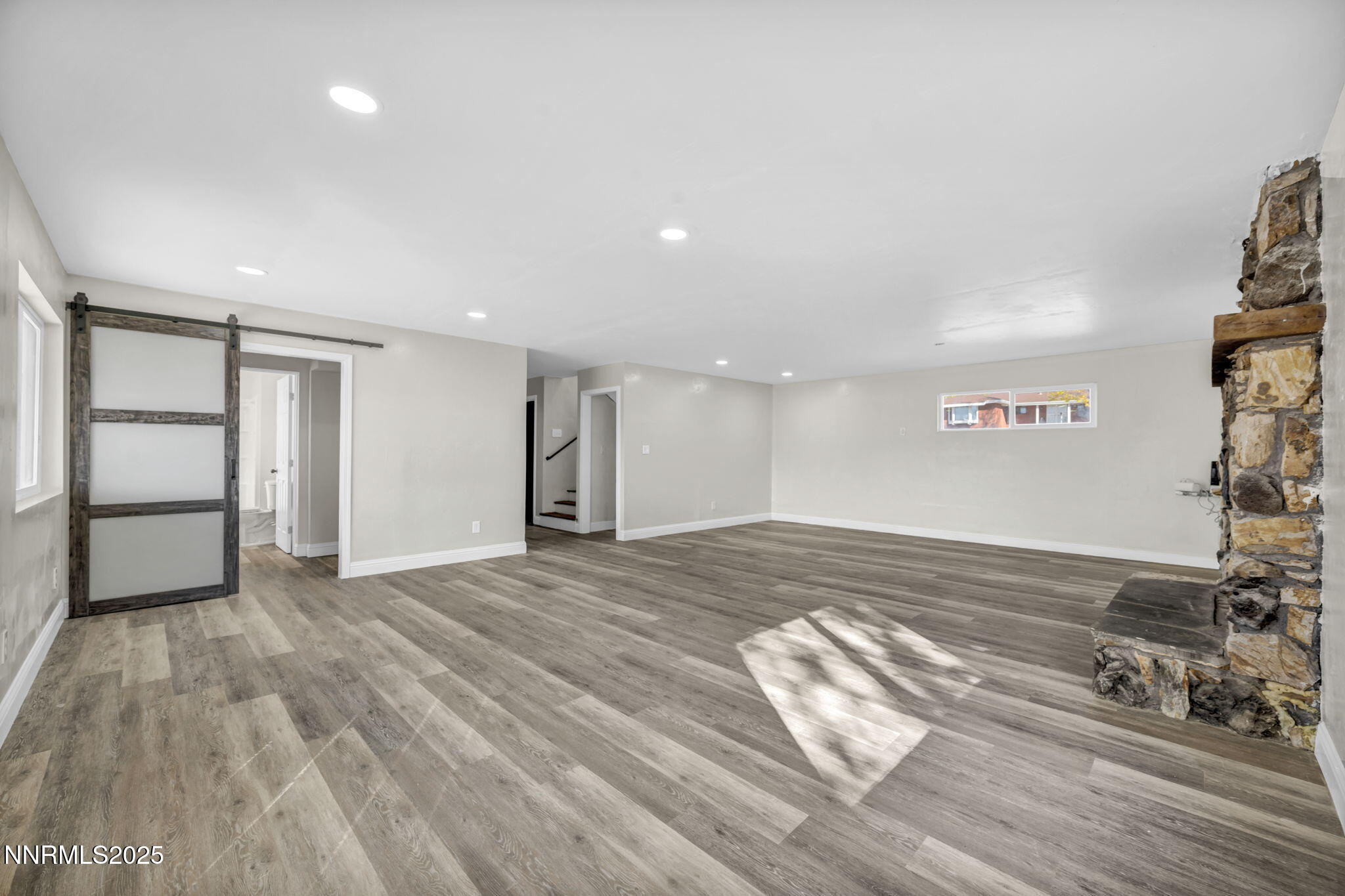 55-web-or-mls-14595-chamy-dr