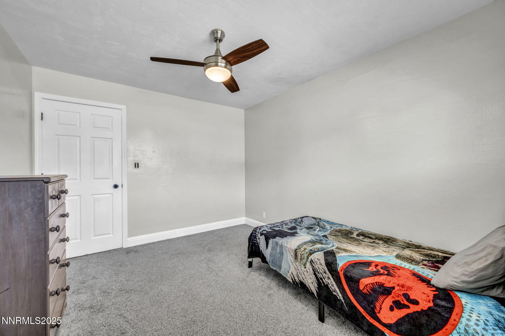 38-web-or-mls-14595-chamy-dr