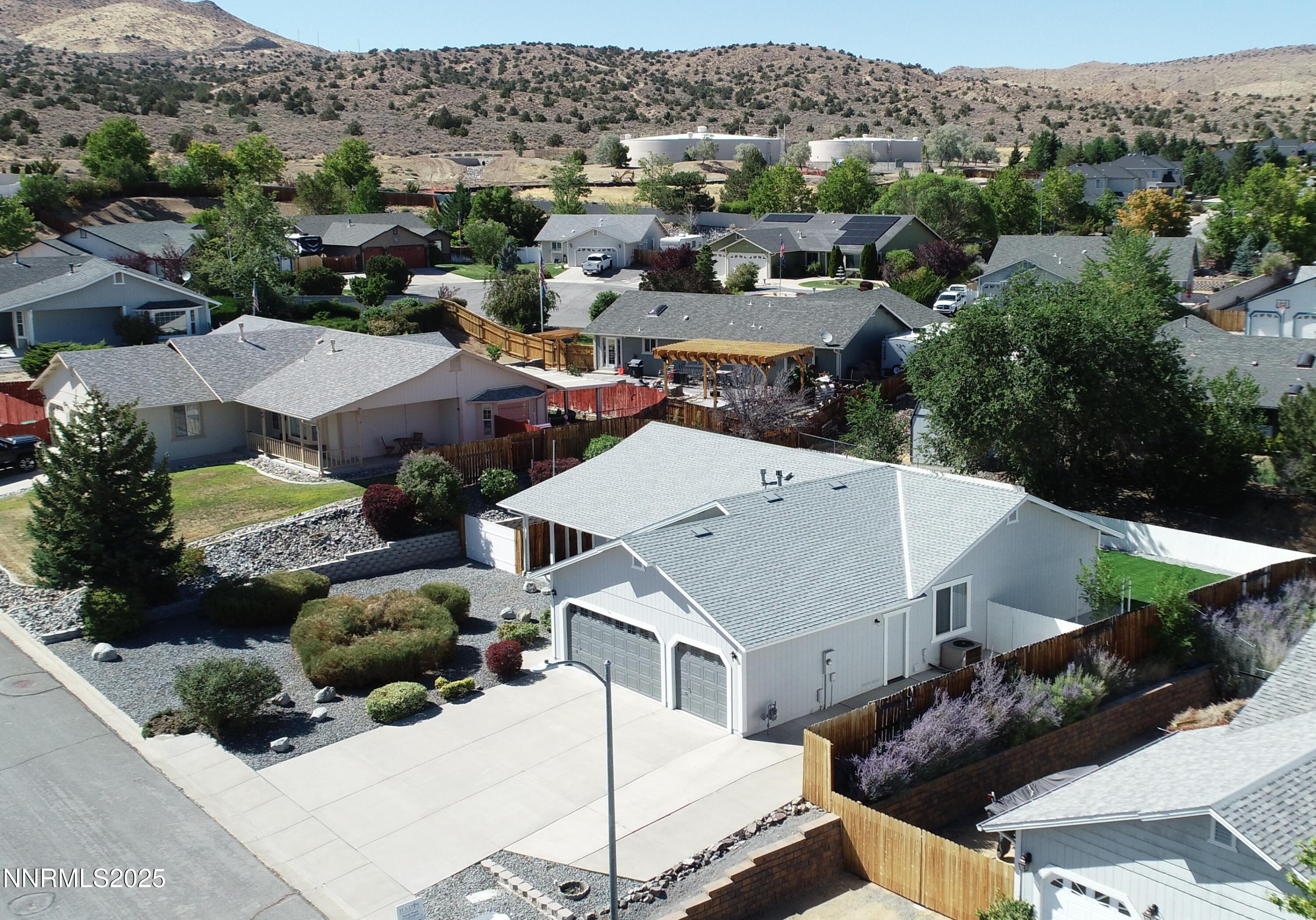 1359 NIGHTINGALE Way