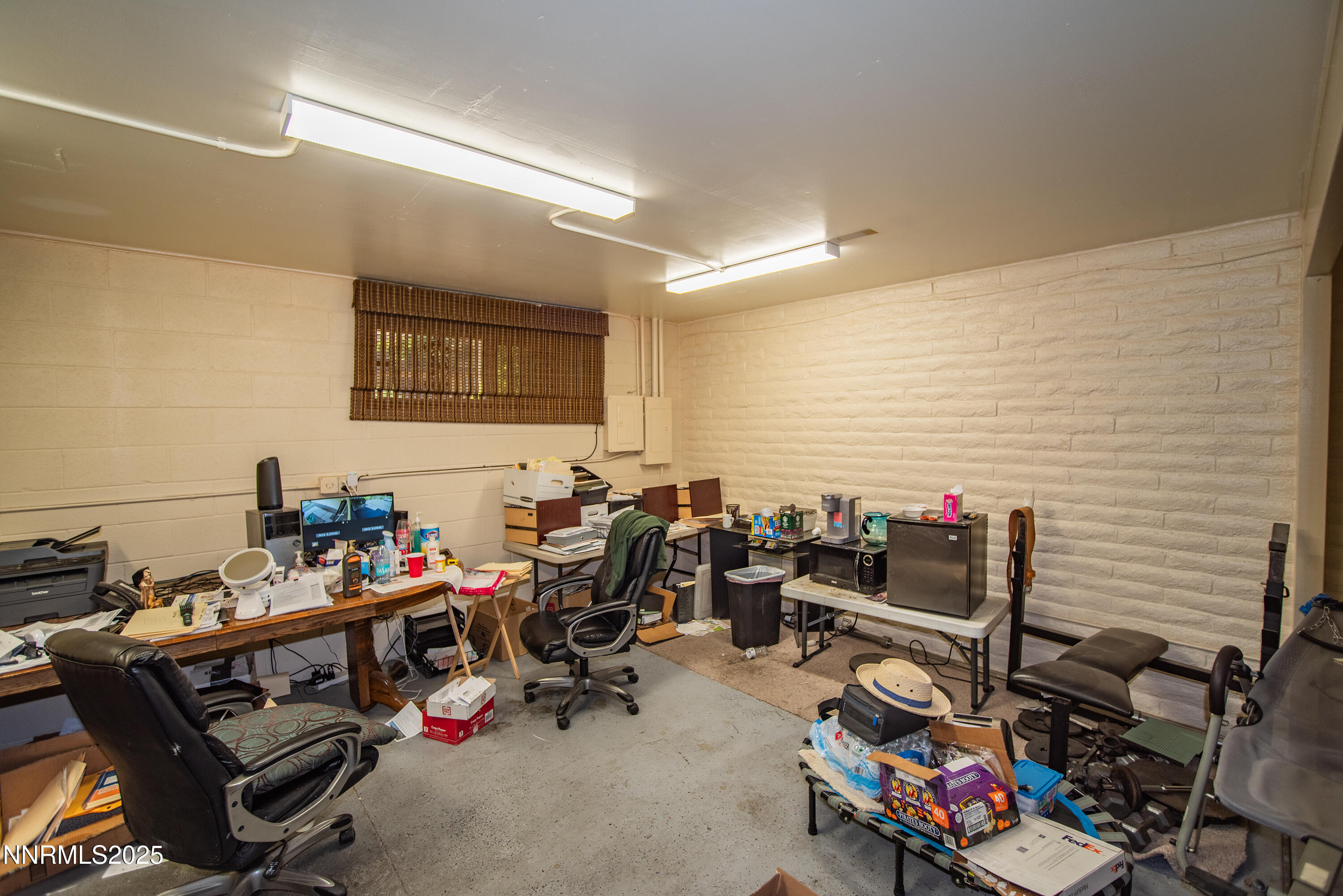 16 - Downstairs Bedroom 1 - 40996