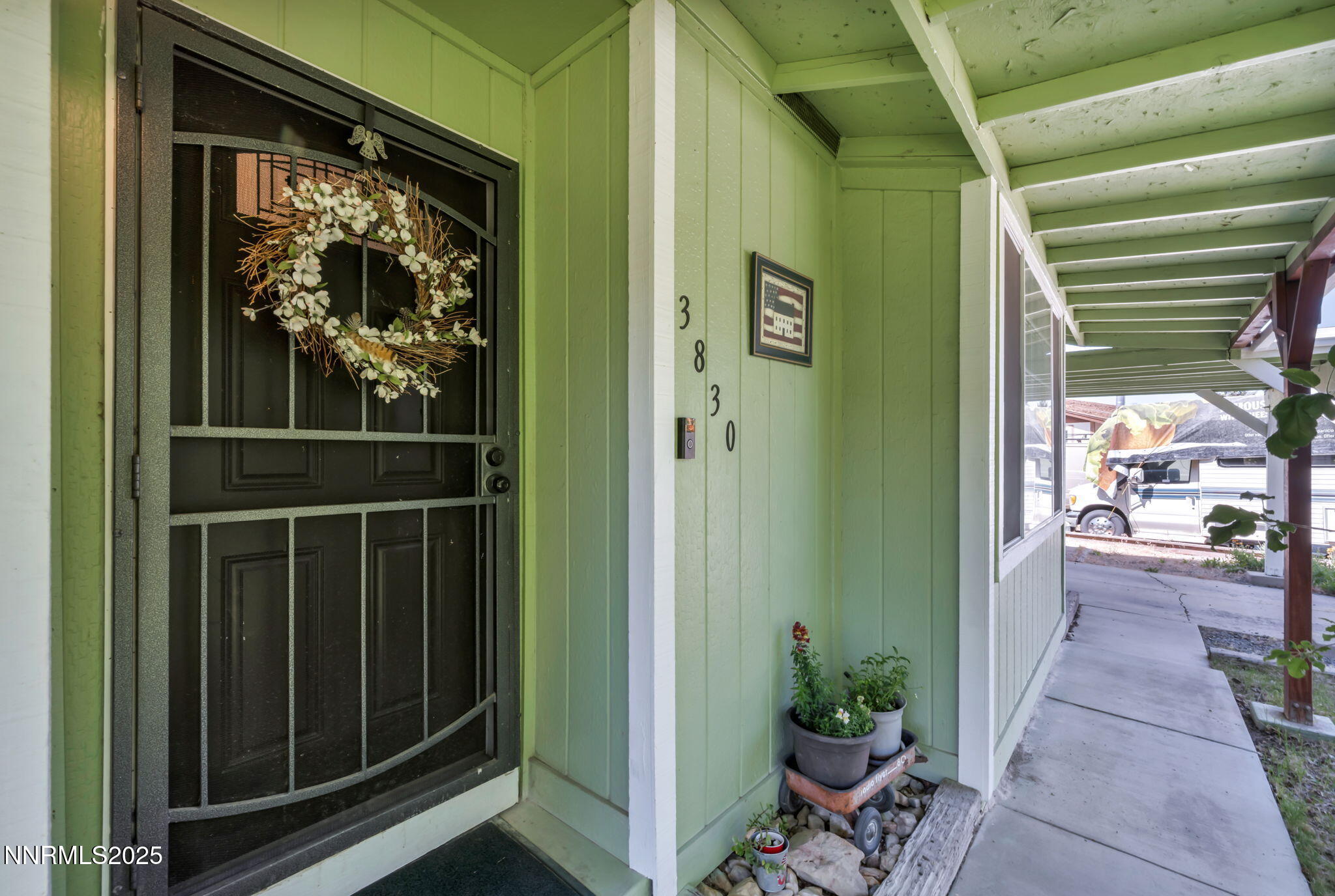 6-web-or-mls-3830-petrel-ct