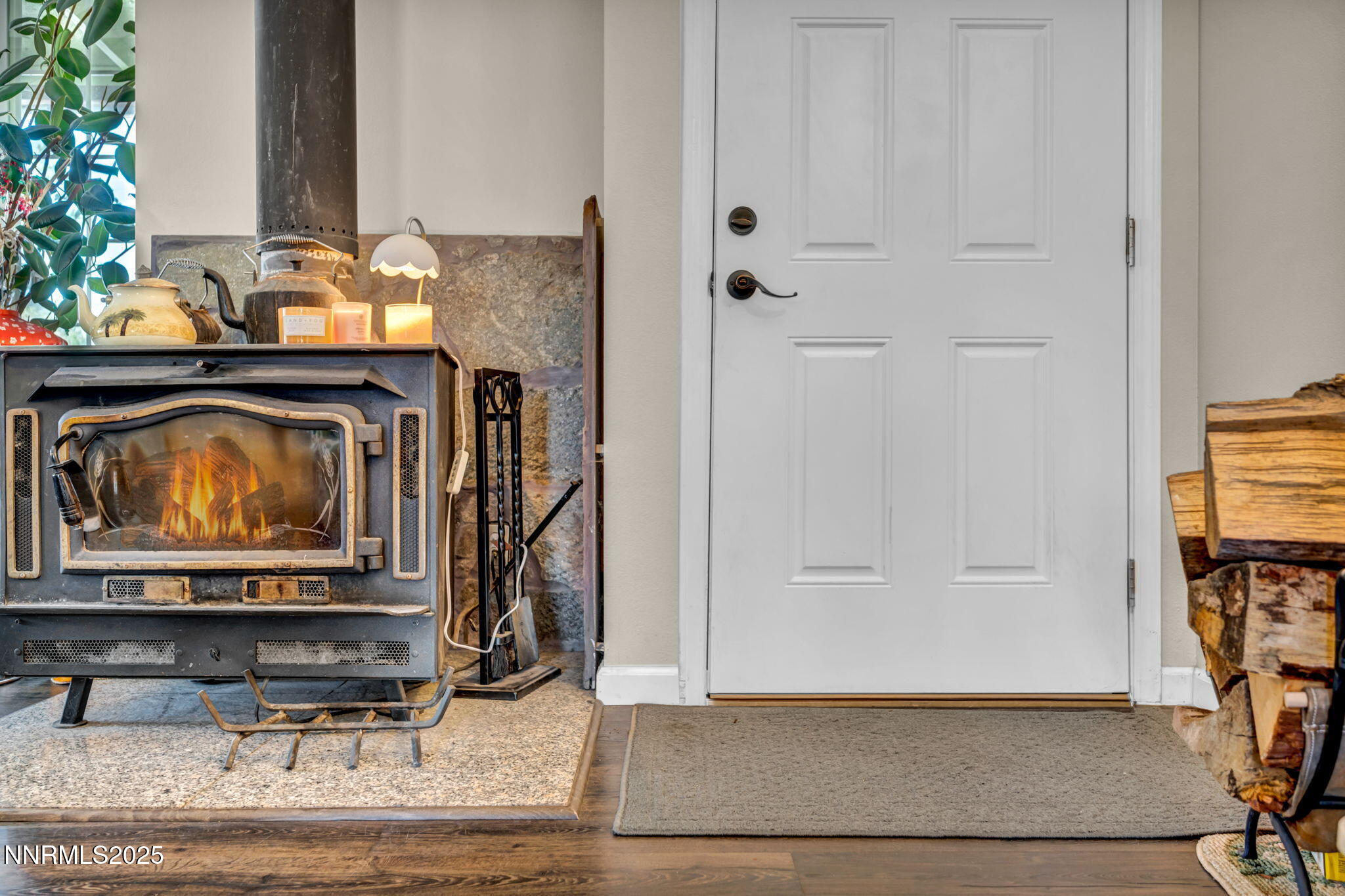 39-web-or-mls-3830-petrel-ct