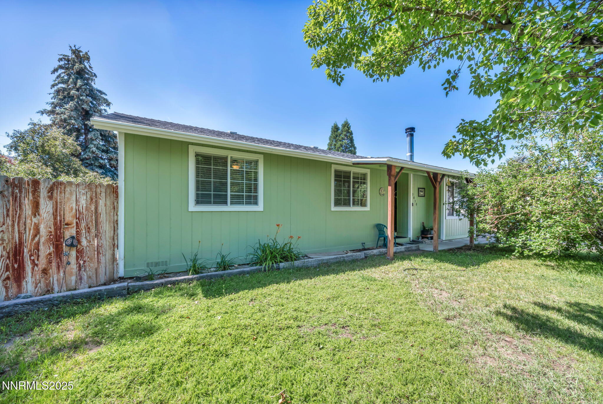 5-web-or-mls-3830-petrel-ct