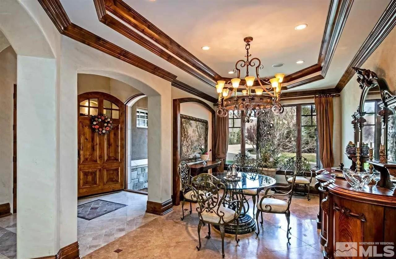 6574 Champetre Court