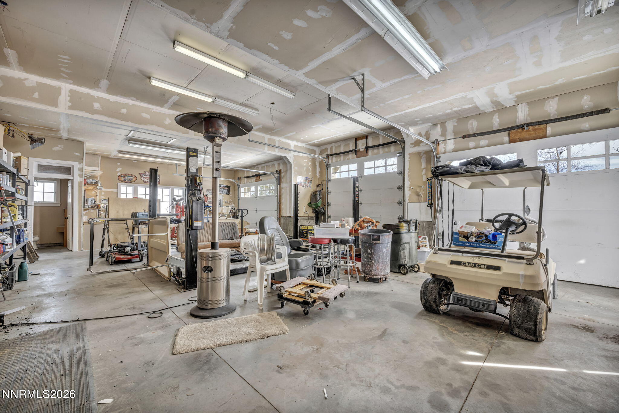 150-web-or-mls-5808-tannerwood-dr