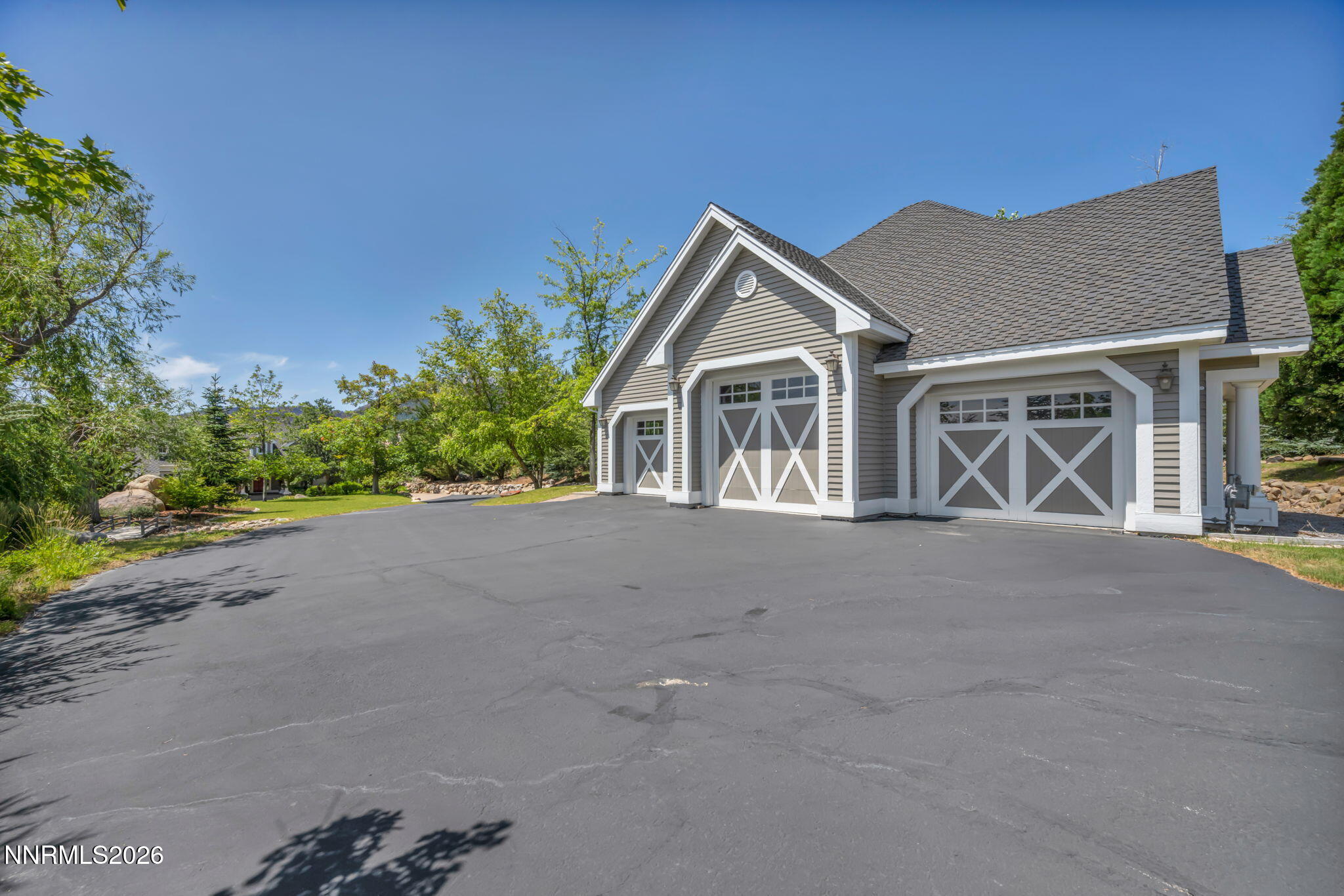 9-web-or-mls-5808-tannerwood-dr