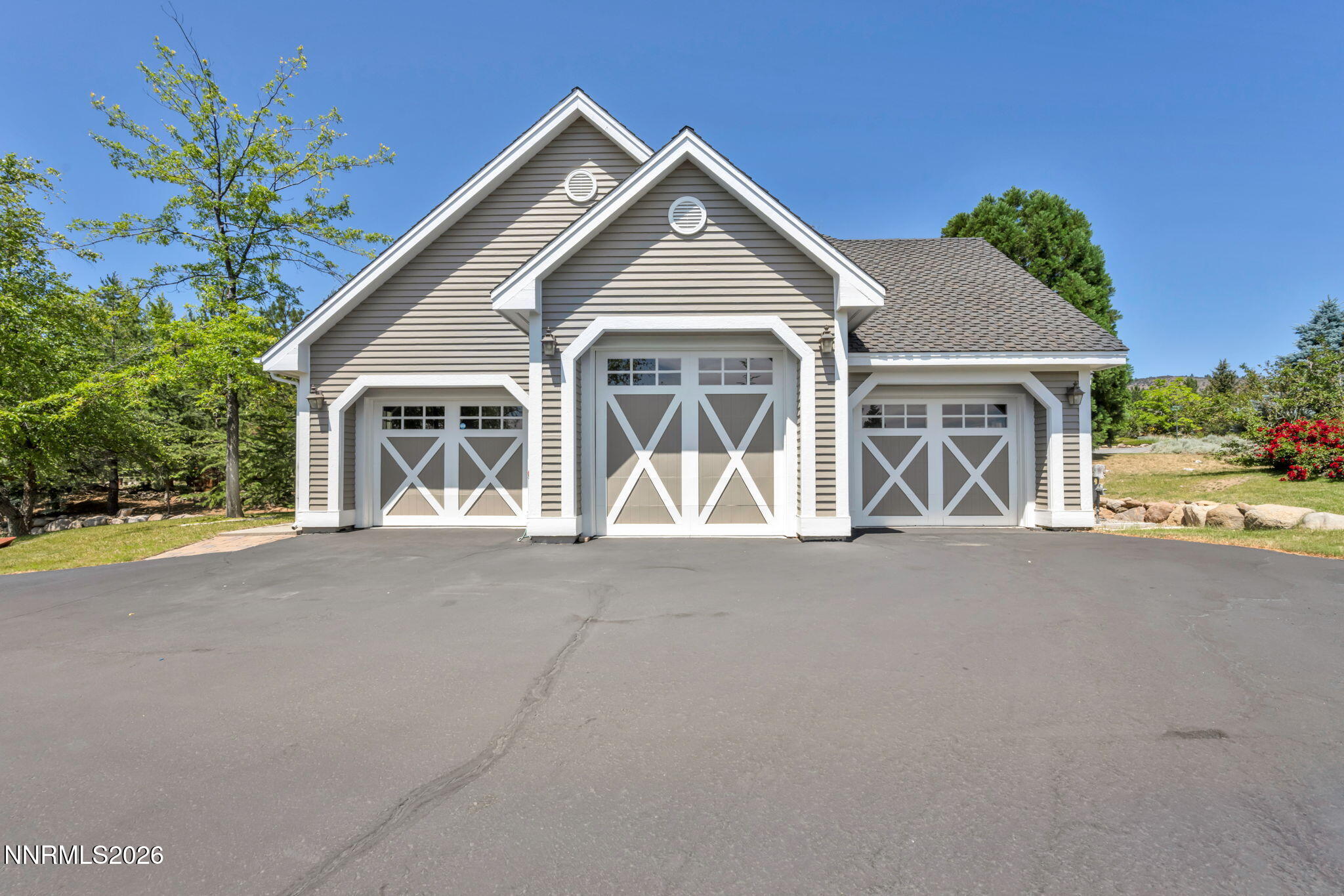 8-web-or-mls-5808-tannerwood-dr