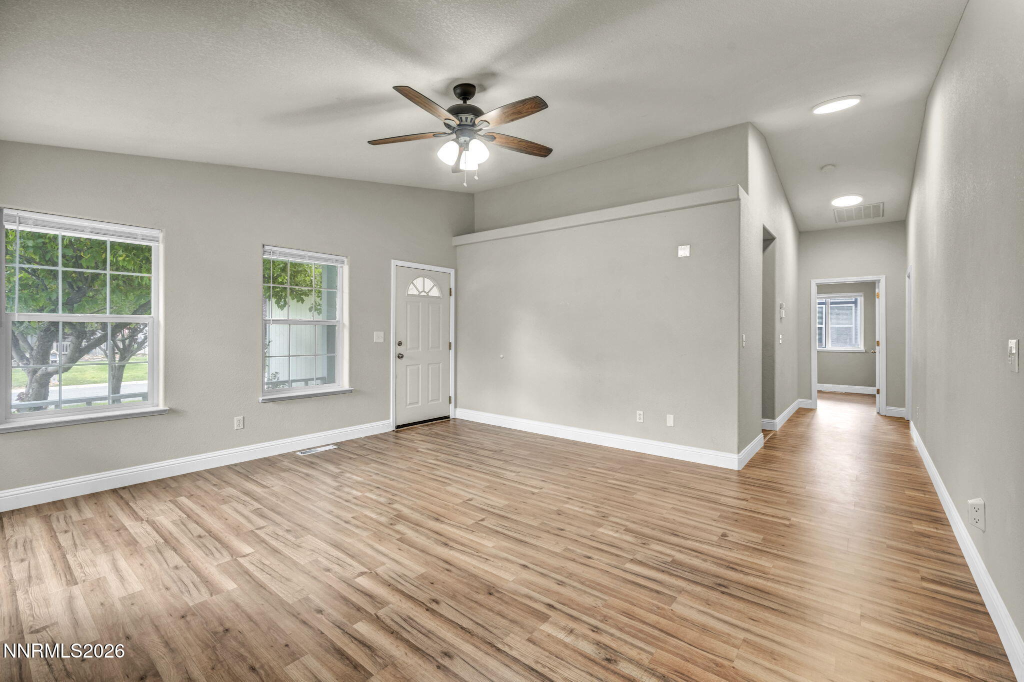 191 Ave De La D'Emerald