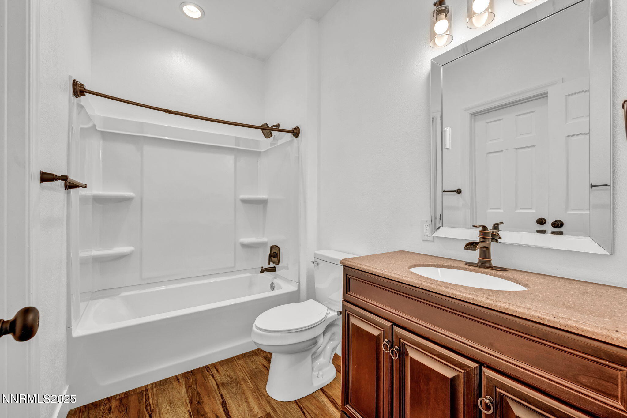 98-web-or-mls-2560-musket-rd