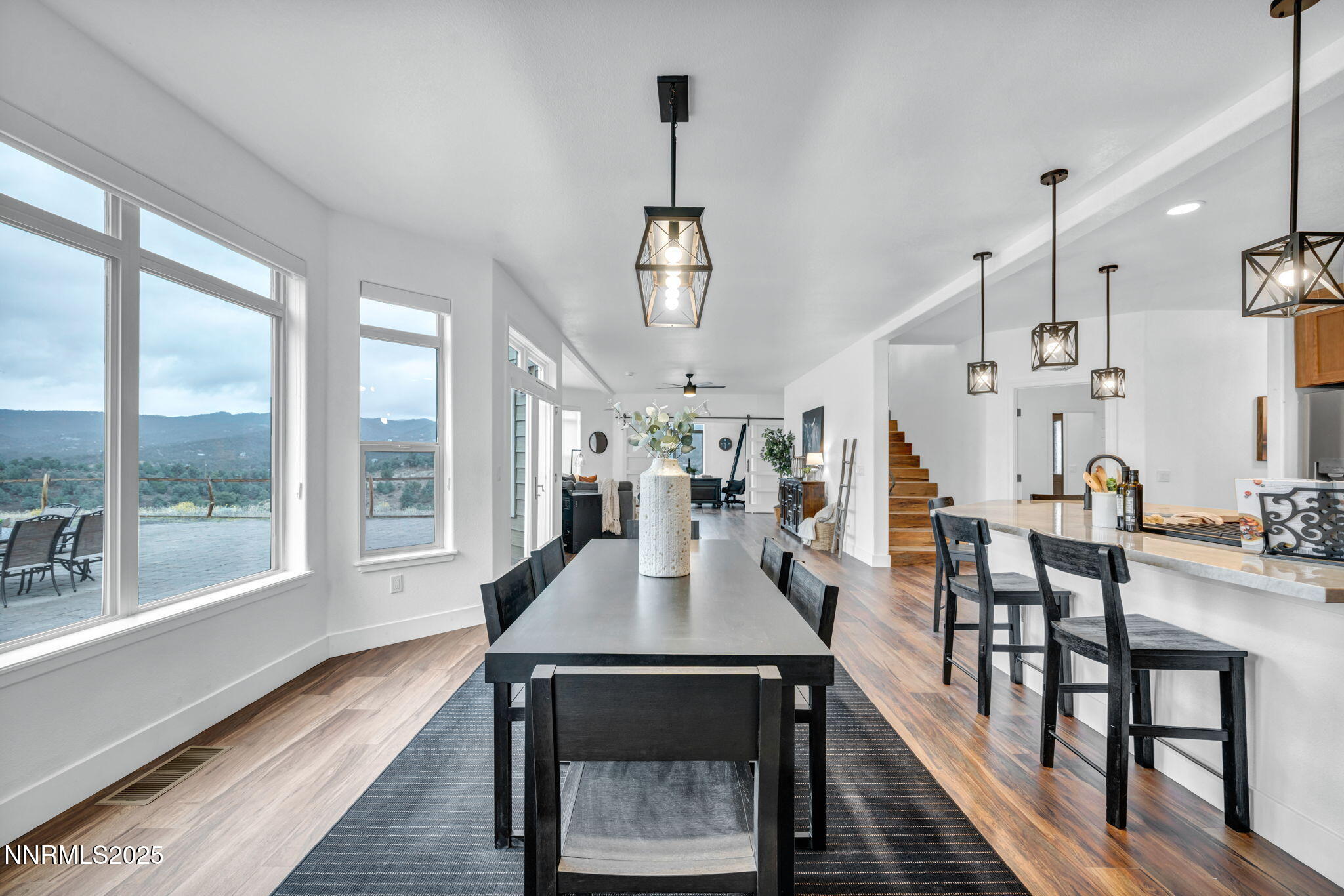 36-web-or-mls-2560-musket-rd