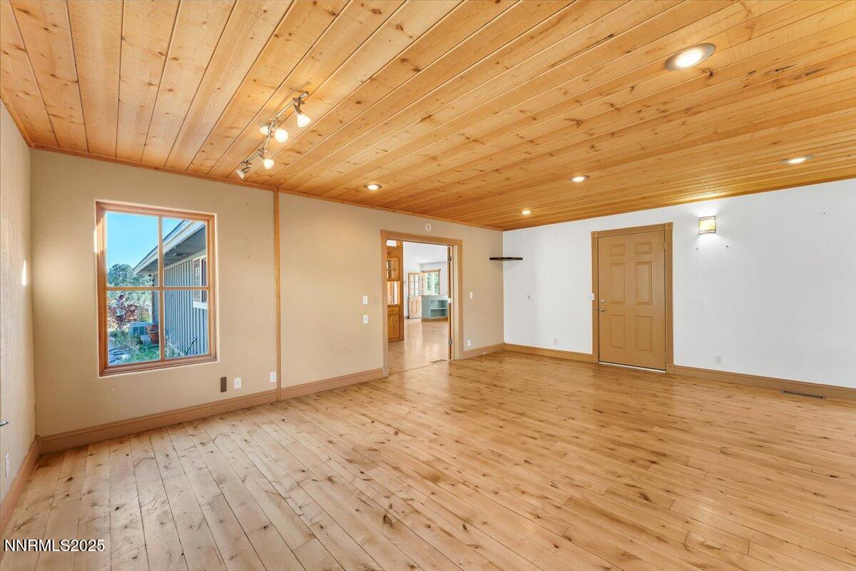 27-21410 Sazarac Rd Reno NV 89521 (27 of