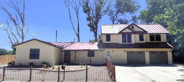 30 PENROSE DR, YERINGTON, NV 89447 - Image 3a34e4b5321b089022bd30f1dfd6c79e/1711463790
